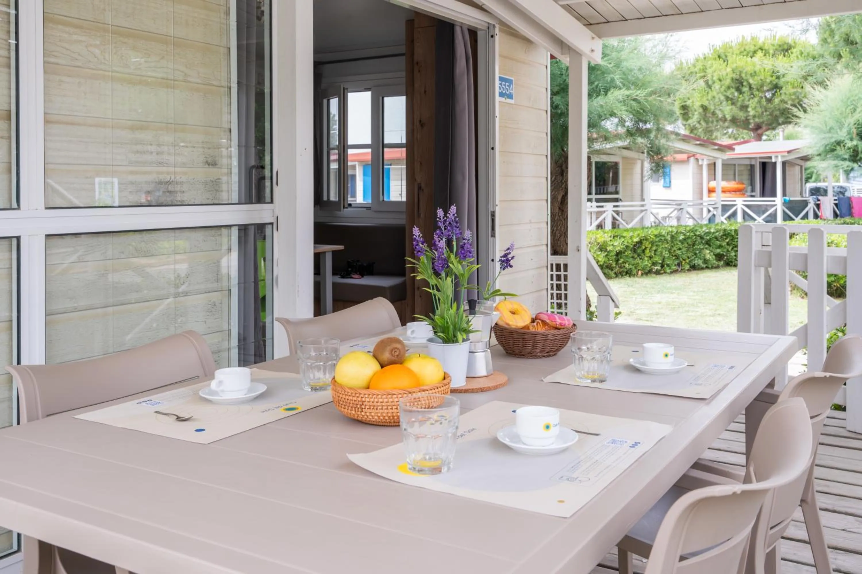 Property building in Club del Sole Vigna sul Mar Family Collection