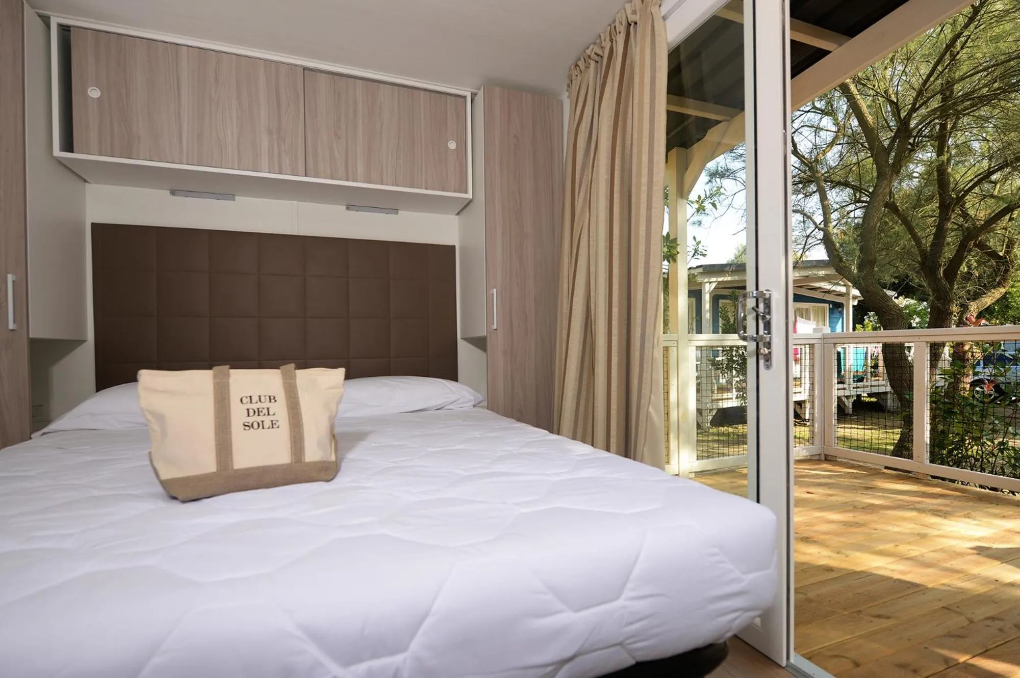 Bedroom, Bed in Club del Sole Vigna sul Mar Family Collection