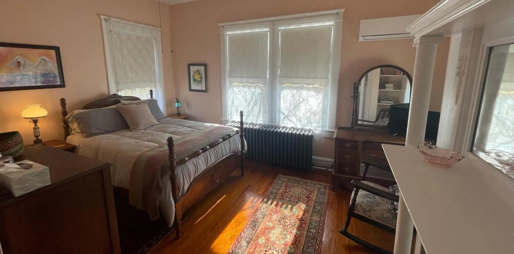 Bed in The Grey Swan Inn LLC