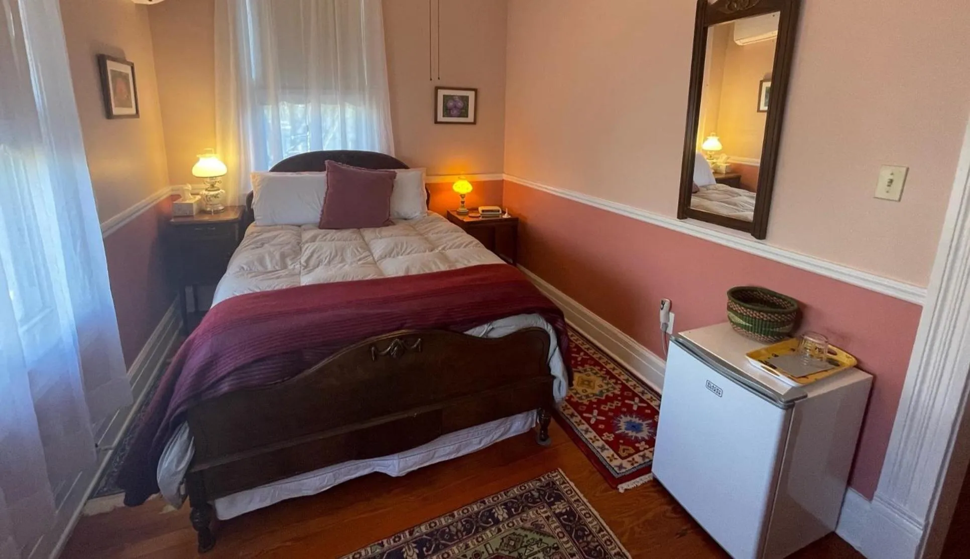 Bed in The Grey Swan Inn LLC