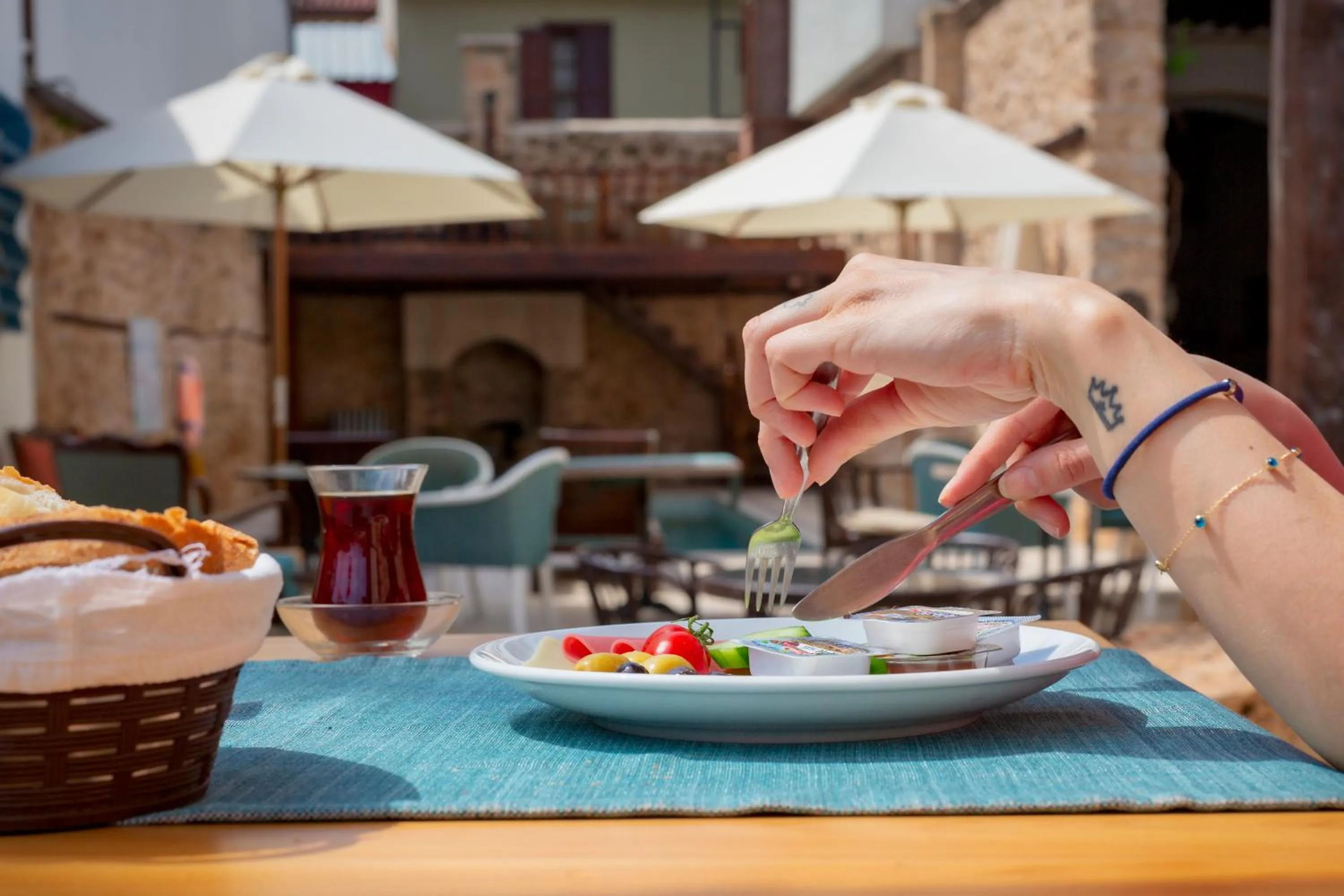 Breakfast in Atelya Art Hotel