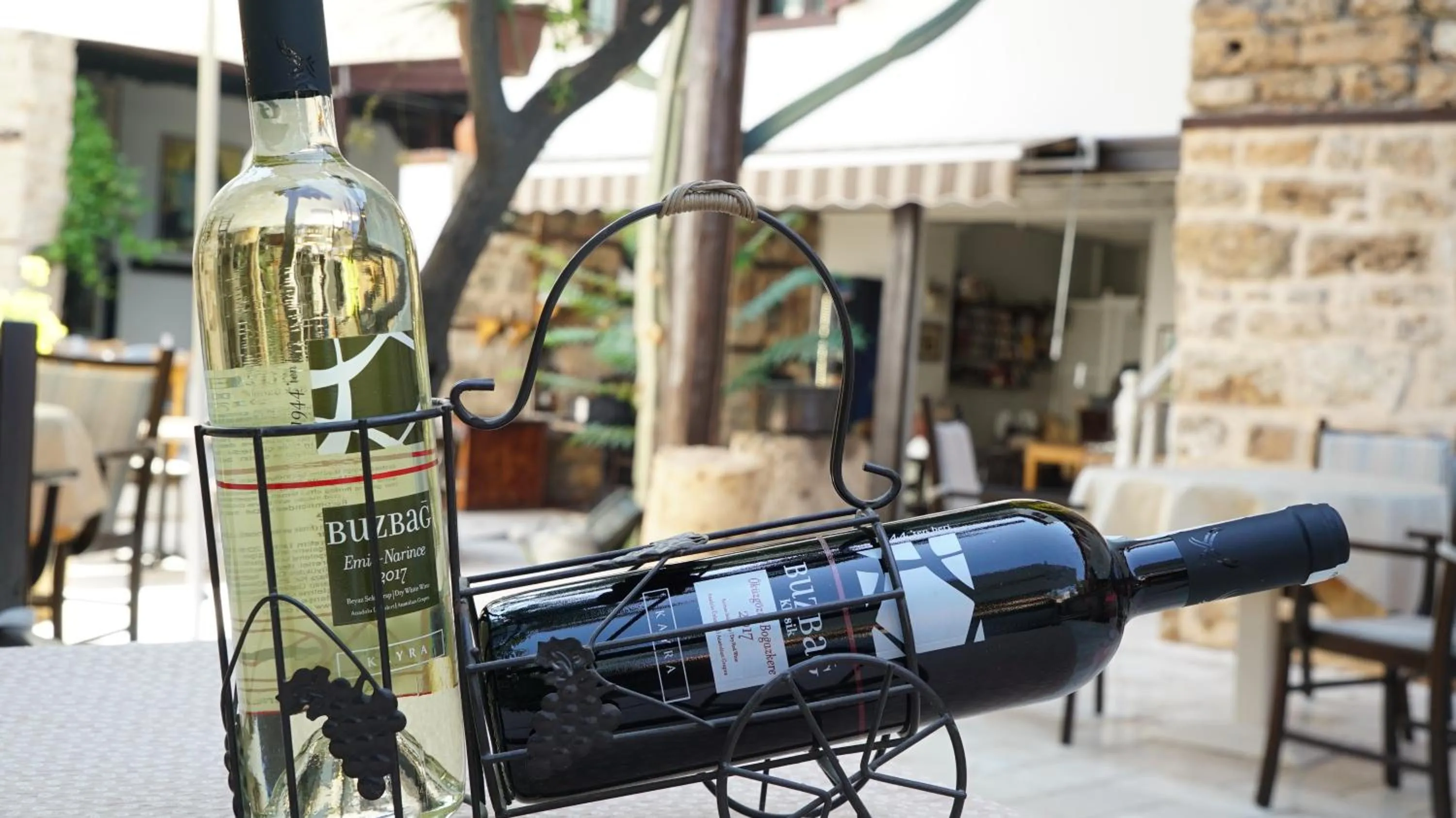 Drinks in Atelya Art Hotel