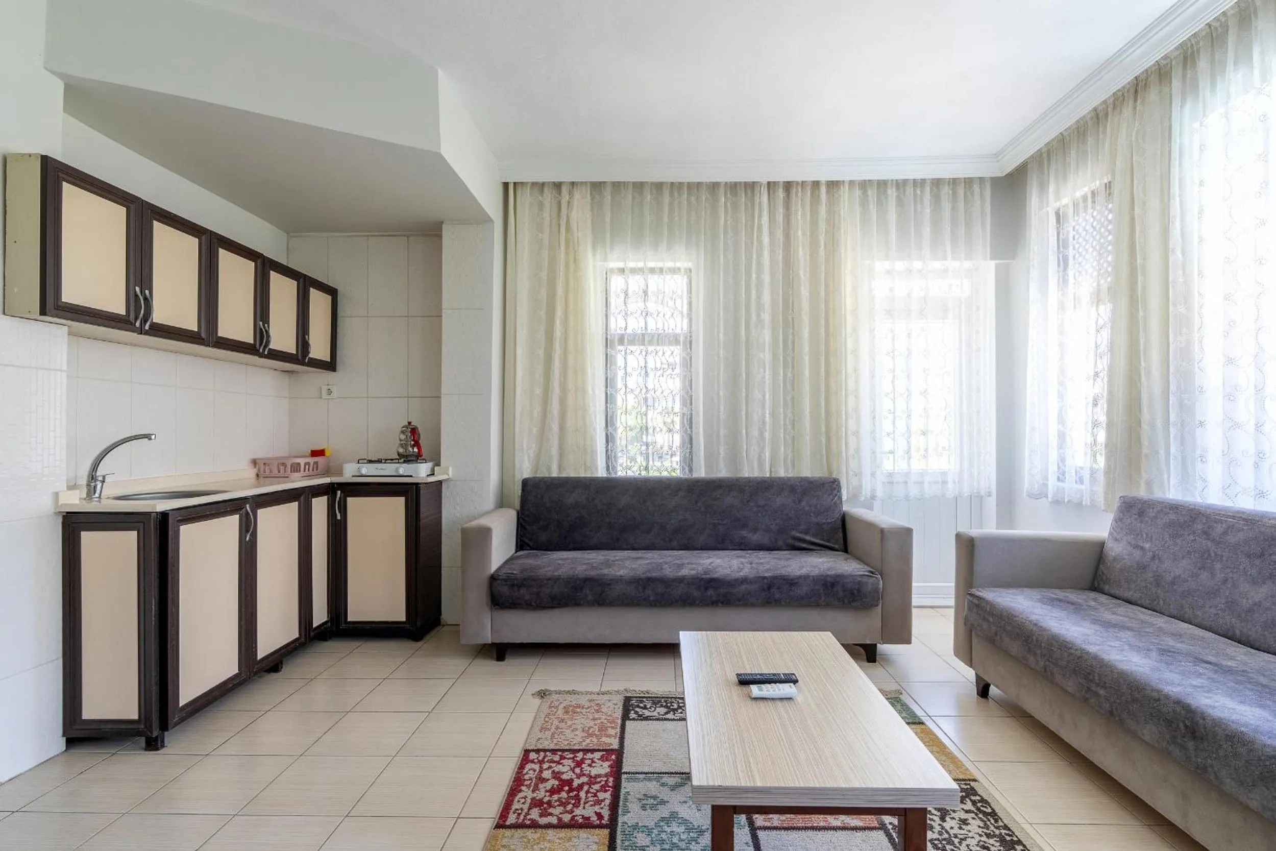 Kitchen or kitchenette in Tunali Apart Hotel