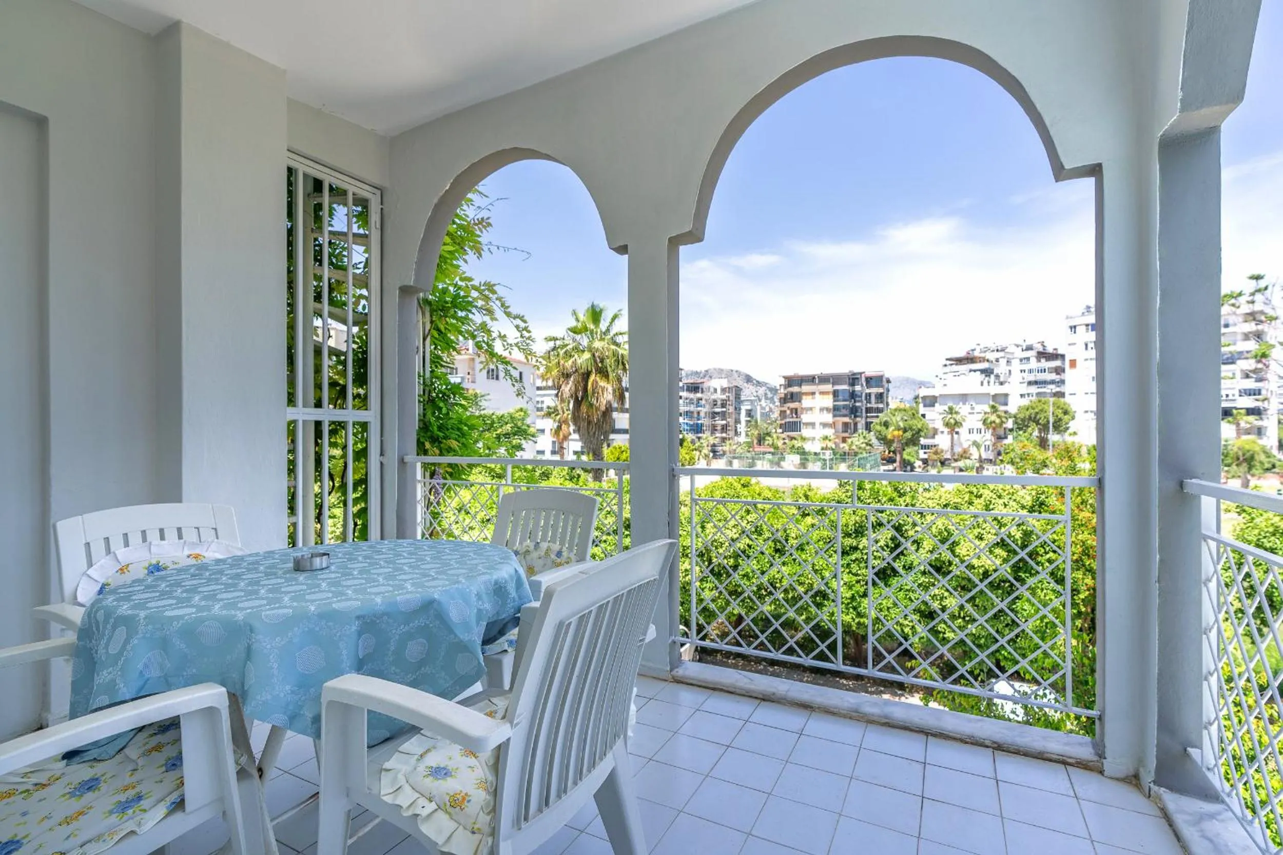 Balcony/Terrace in Tunali Apart Hotel
