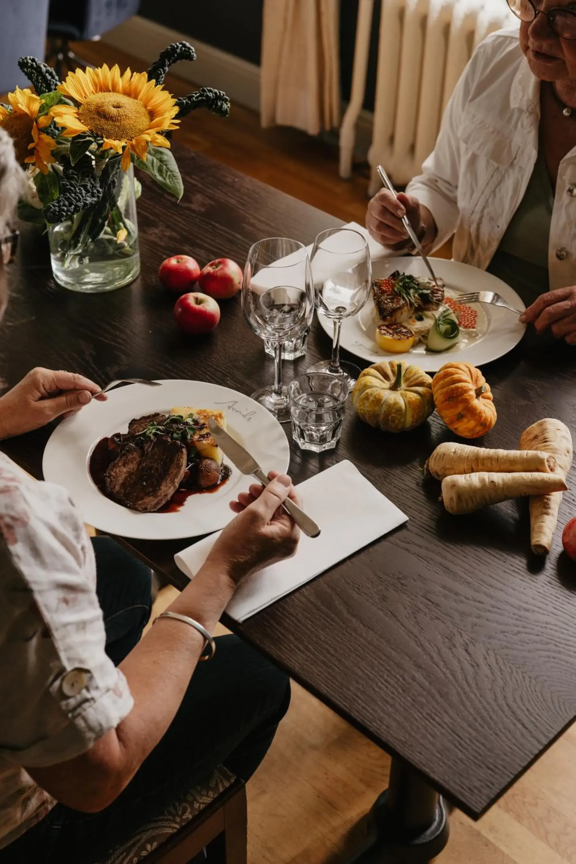 Restaurant/places to eat in Mössebergs Kurort Restaurant/places to eat in Mössebergs Kurort