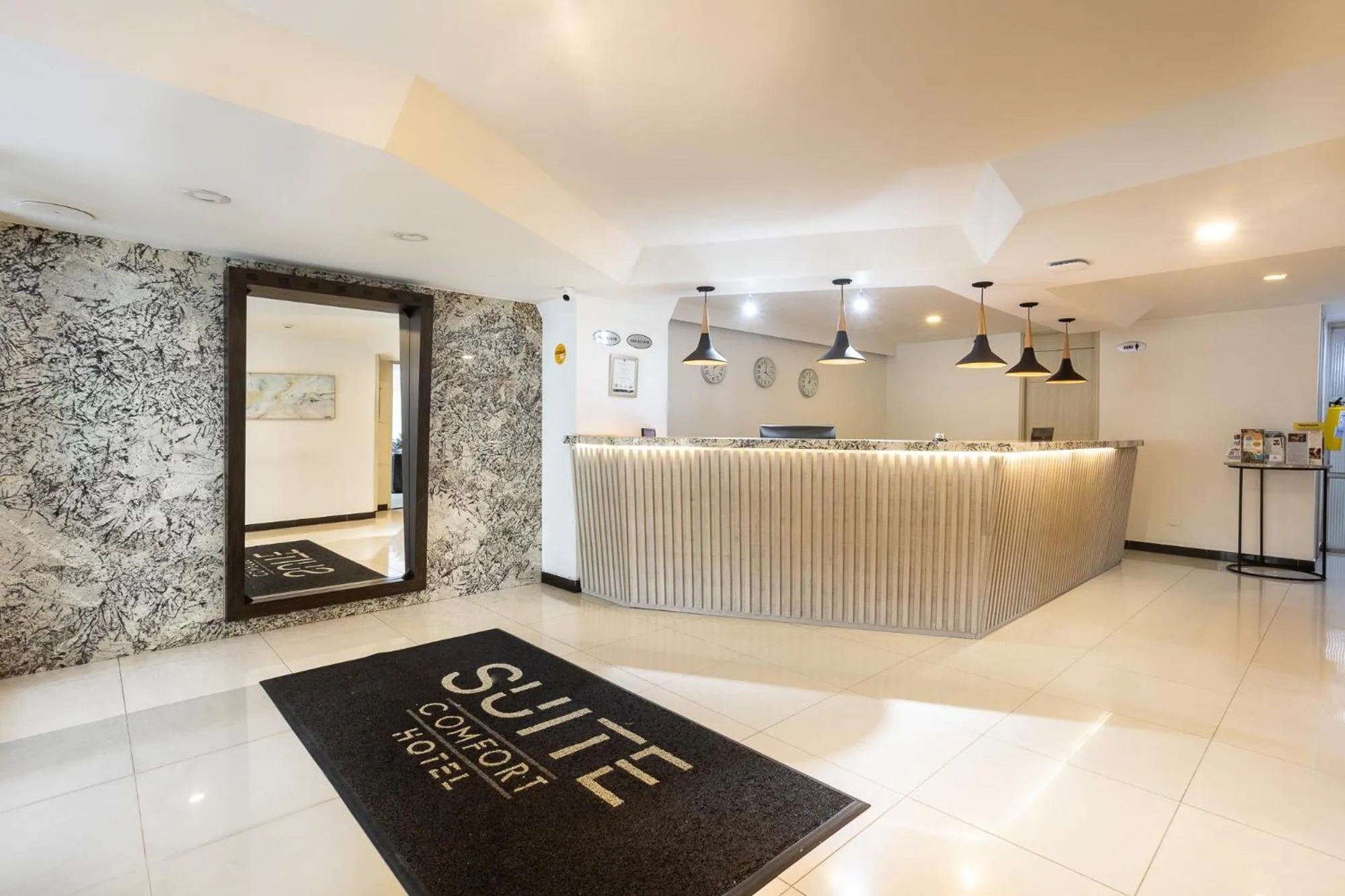 Property building in Hotel Suite Comfort