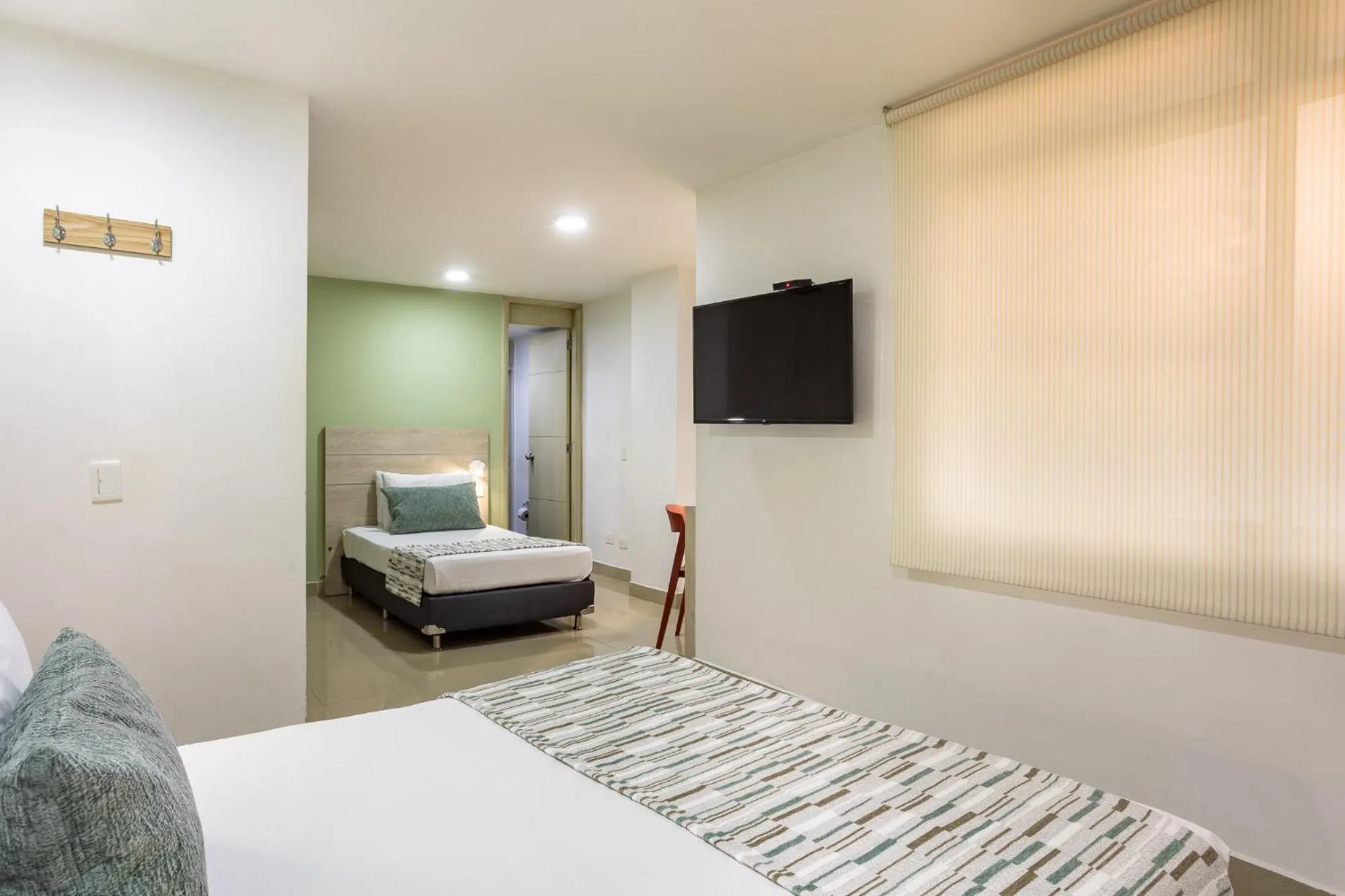 Bedroom, Bed in Hotel Suite Comfort