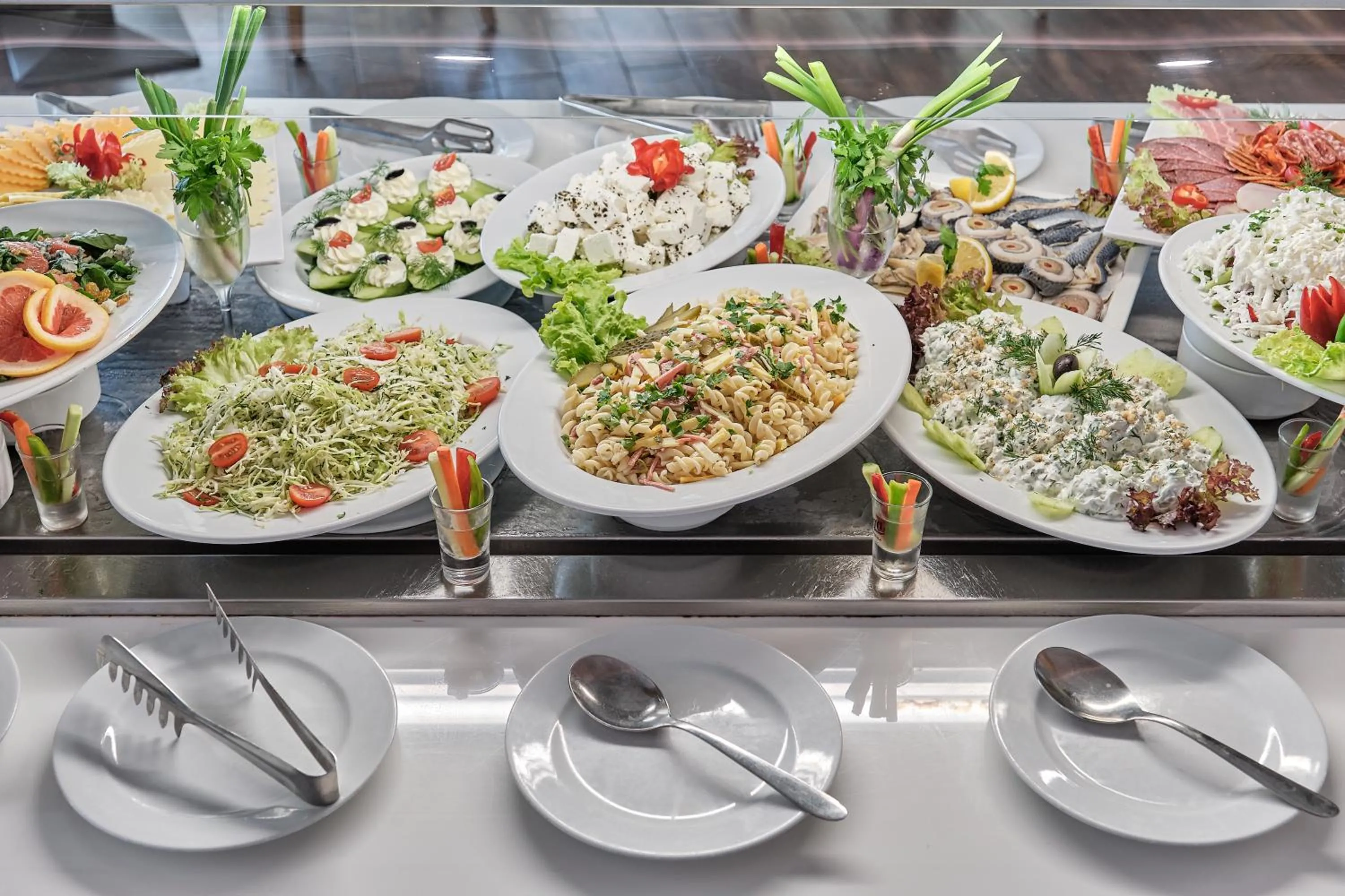 Restaurant/places to eat in Bilyana Beach Hotel- Adults only