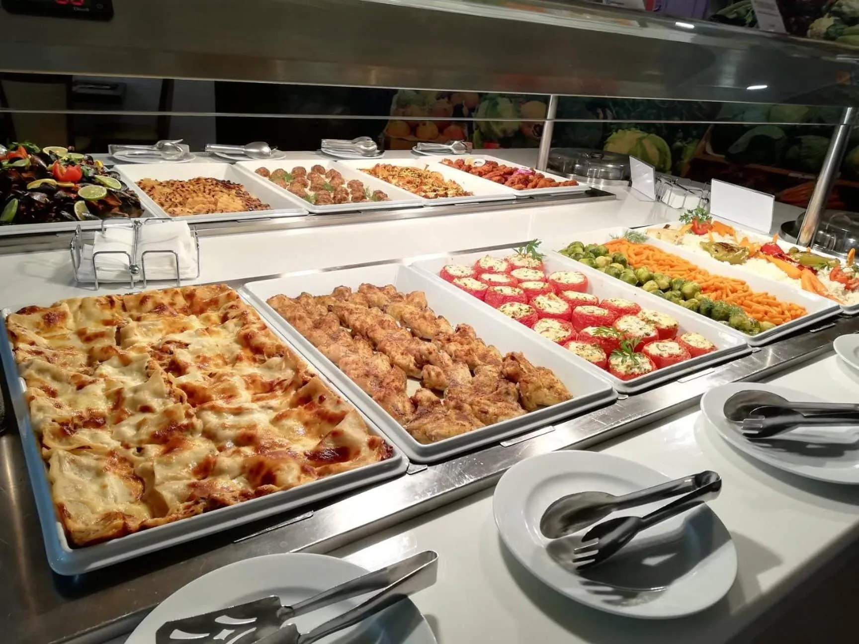 Restaurant/places to eat in Bilyana Beach Hotel- Adults only