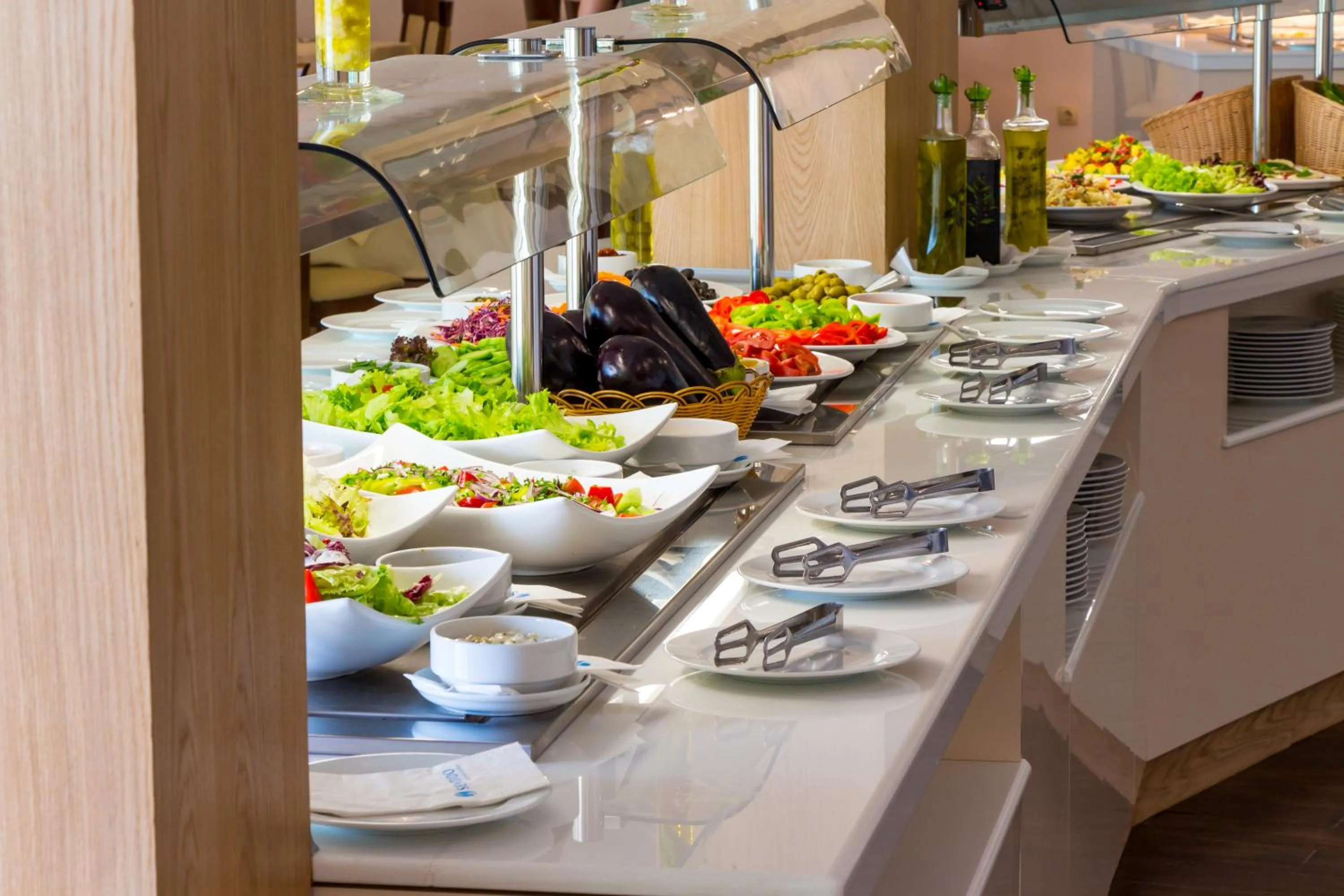Restaurant/places to eat in Bilyana Beach Hotel- Adults only