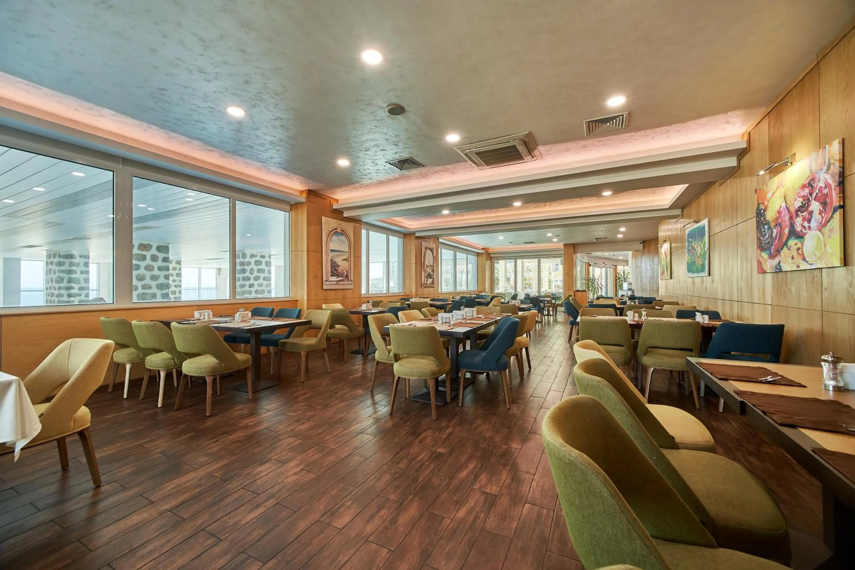 Restaurant/places to eat in Bilyana Beach Hotel- Adults only