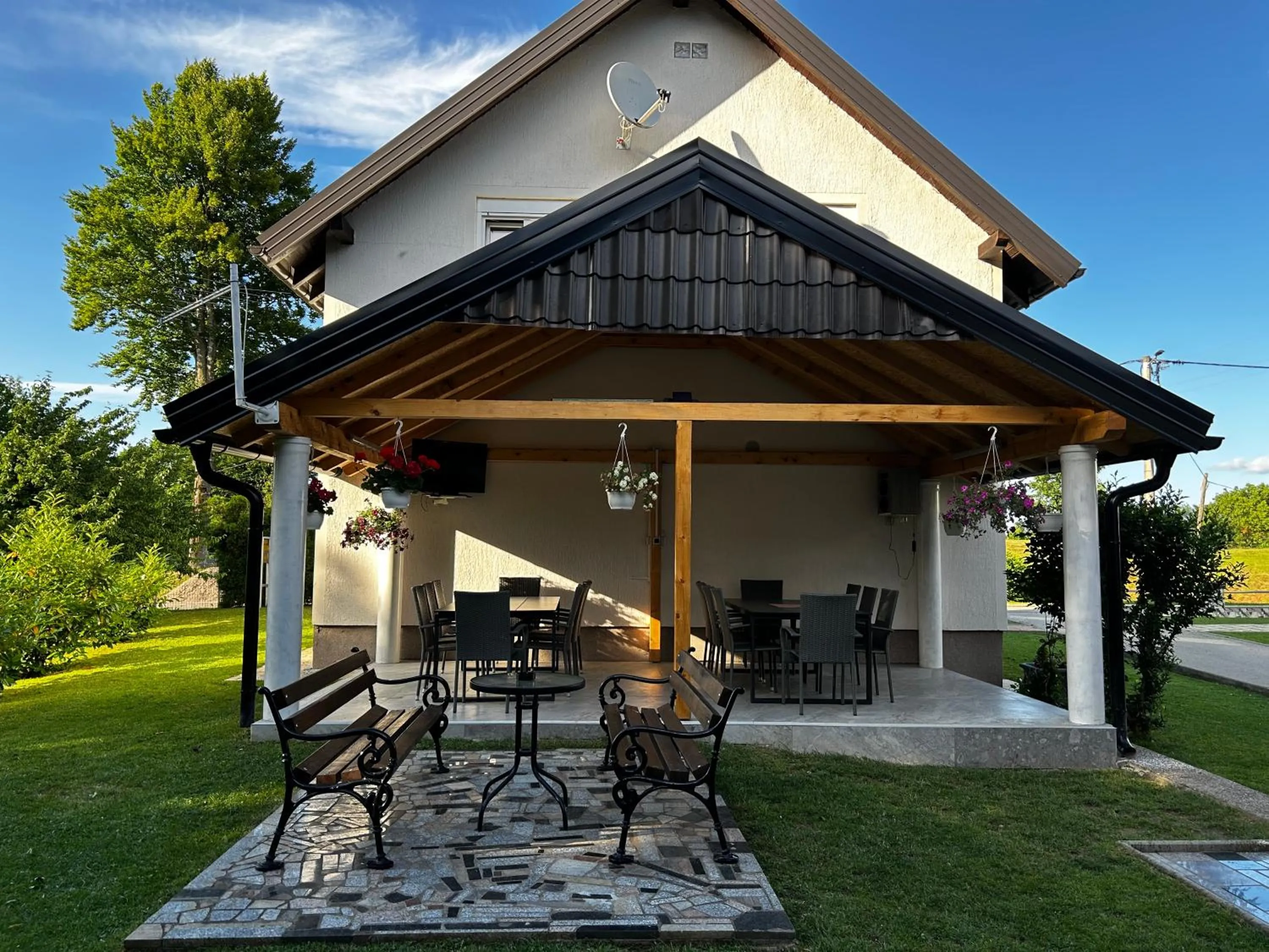 Property building in House Mirjana