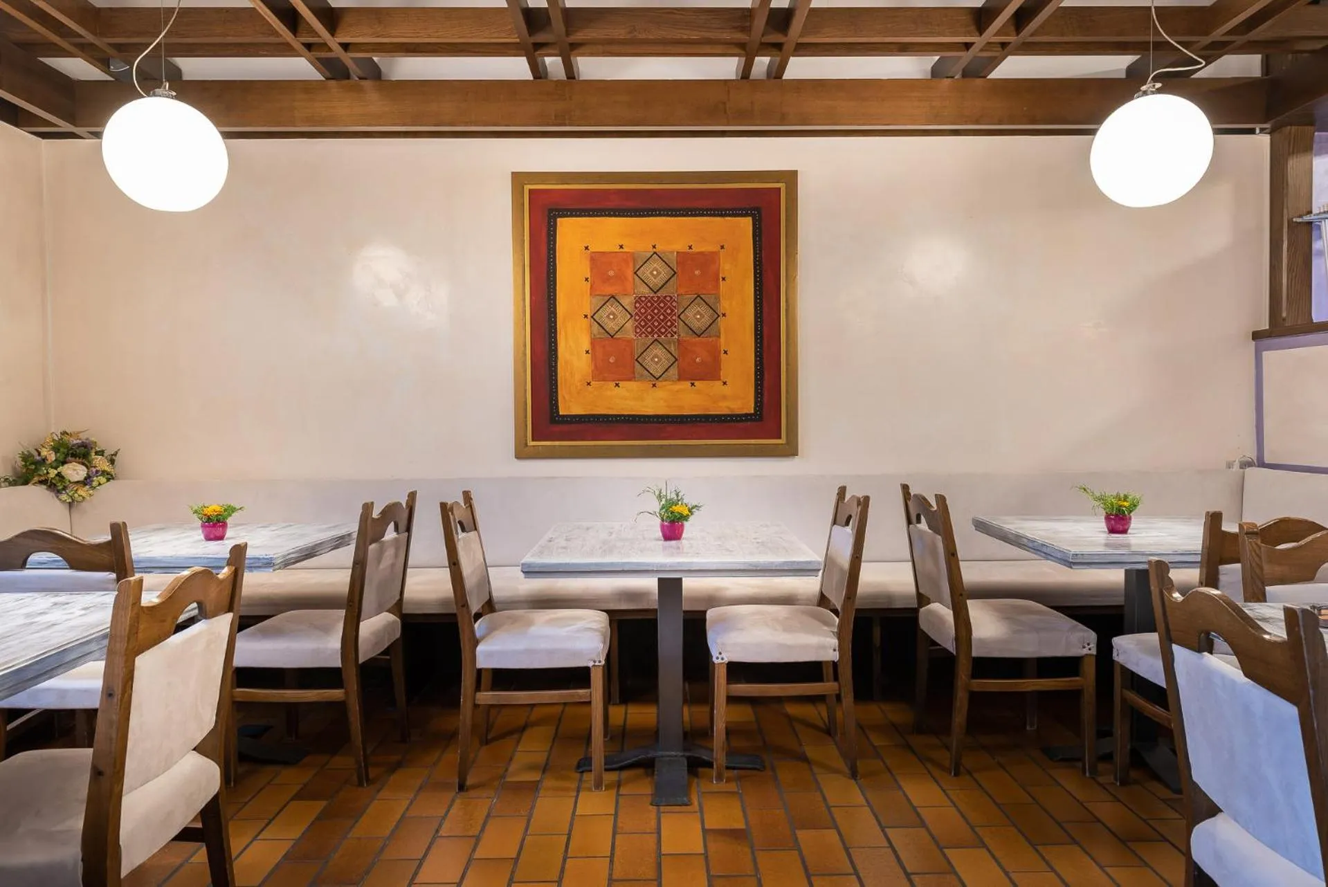 Lounge or bar in Hotel Latemar