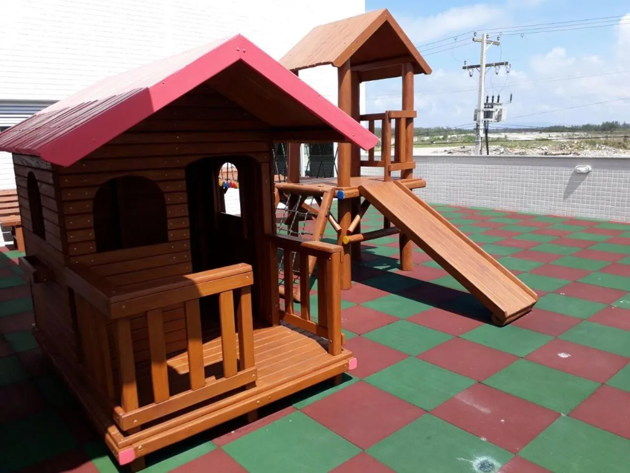 Children play ground in Apartamento Super Luxo em Arraial do Cabo