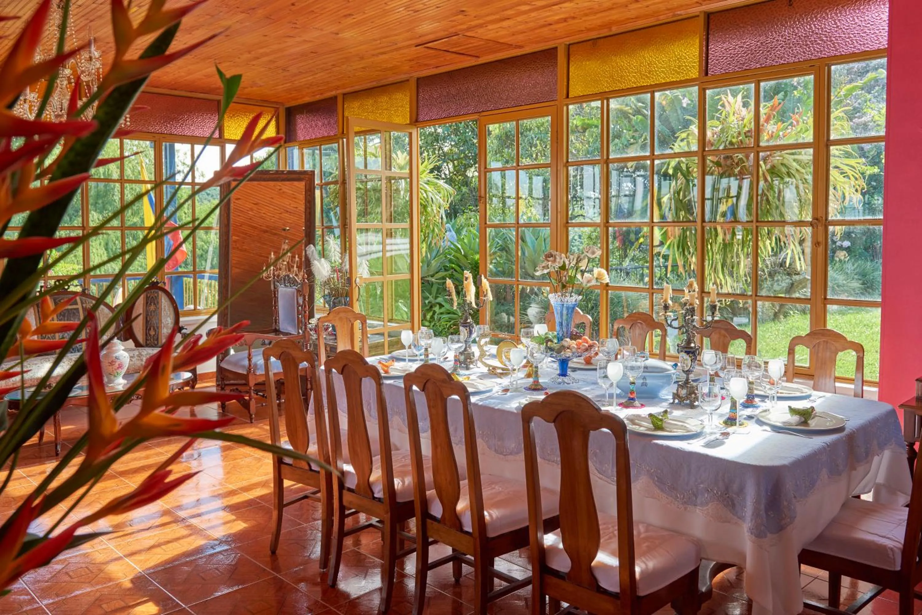 Restaurant/places to eat in Finca Hotel Los Girasoles