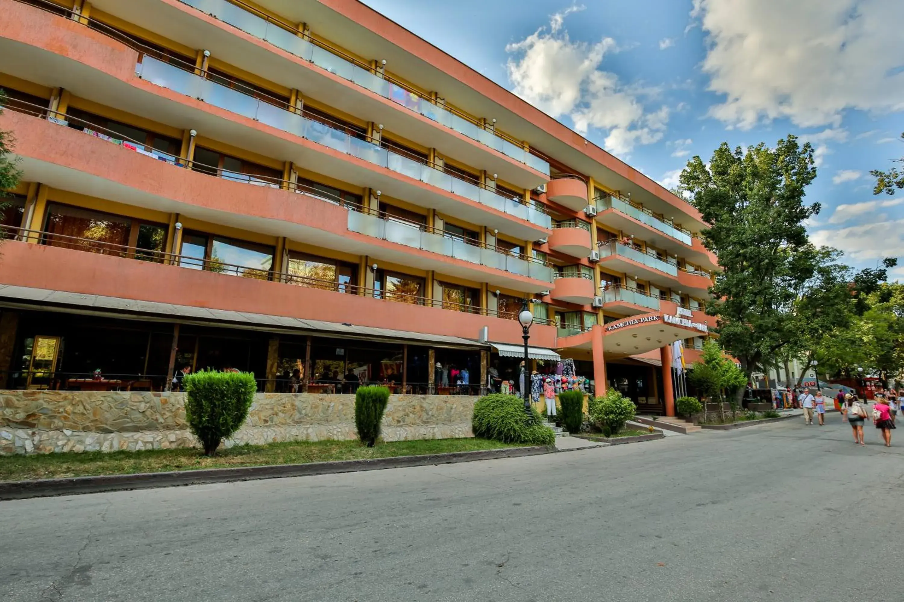 Facade/entrance in Kamchia Park Hotel - All Inclusive & Free Parking Facade/entrance in Kamchia Park Hotel - All Inclusive & Free Parking