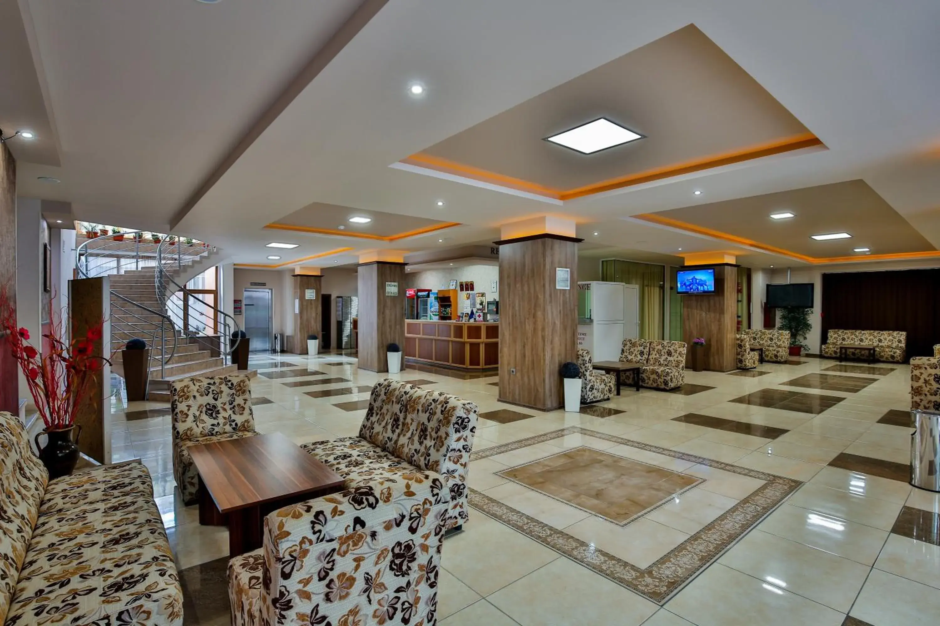 Lobby or reception in Kamchia Park Hotel - All Inclusive & Free Parking Lobby or reception in Kamchia Park Hotel - All Inclusive & Free Parking