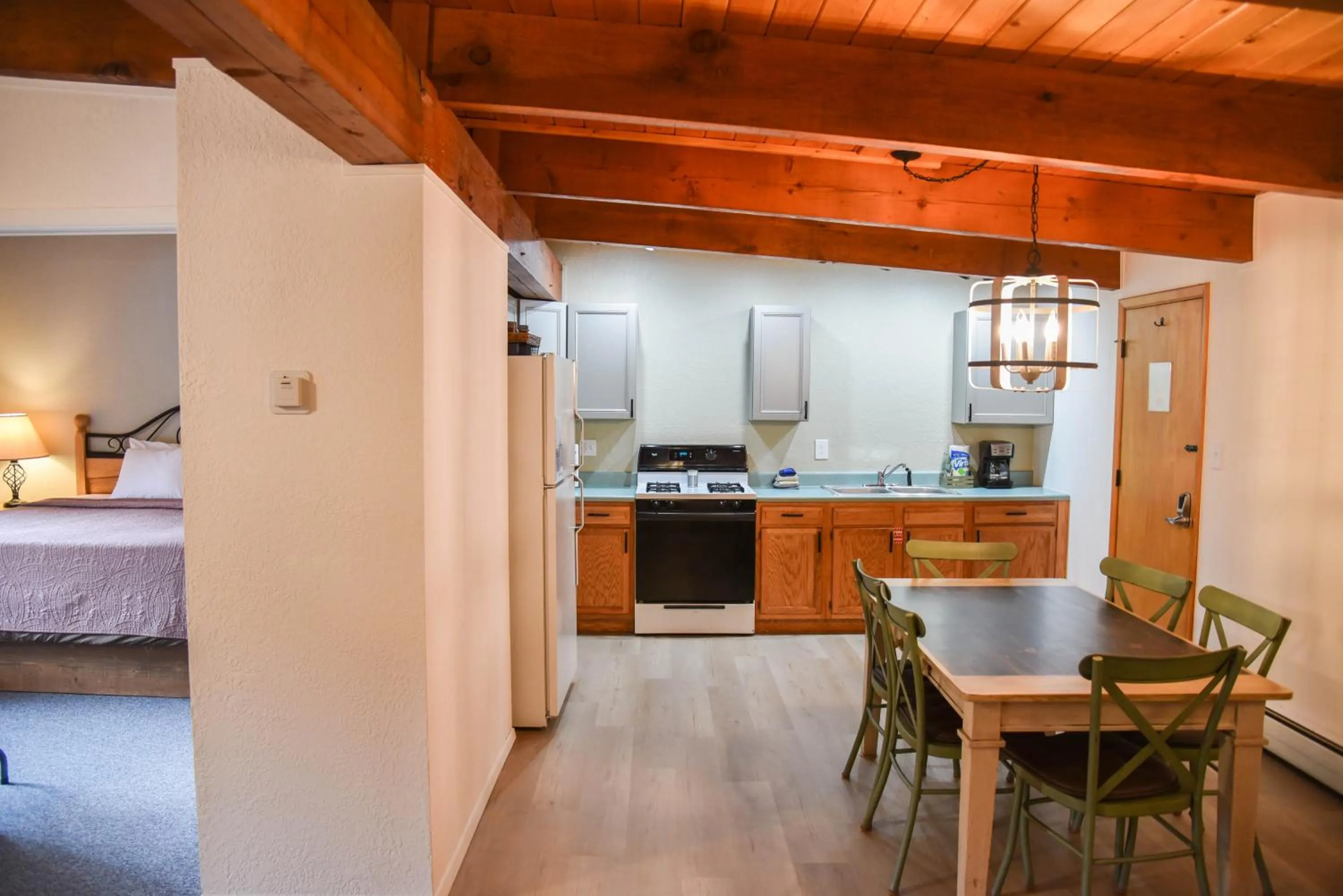 Alpine Lodge Red River