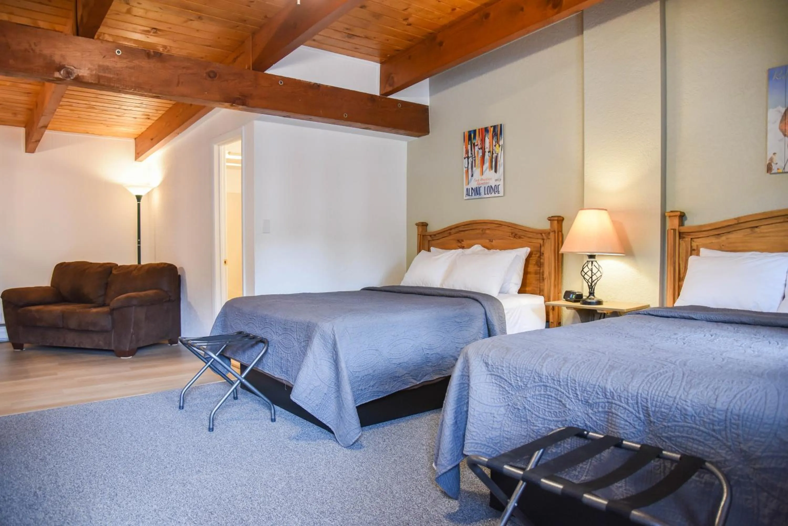 Bed in Alpine Lodge Red River