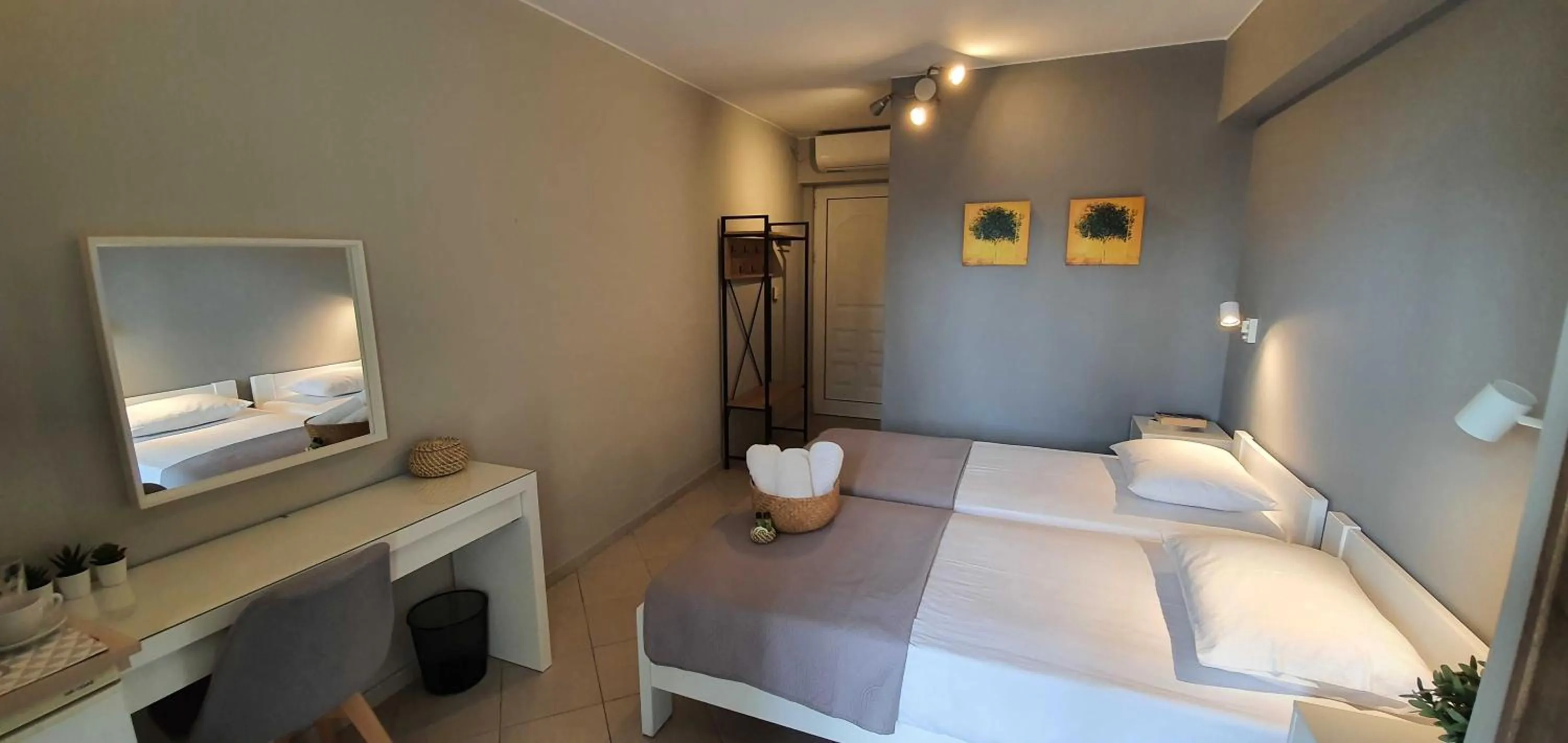 Bedroom in Vasilis Studios