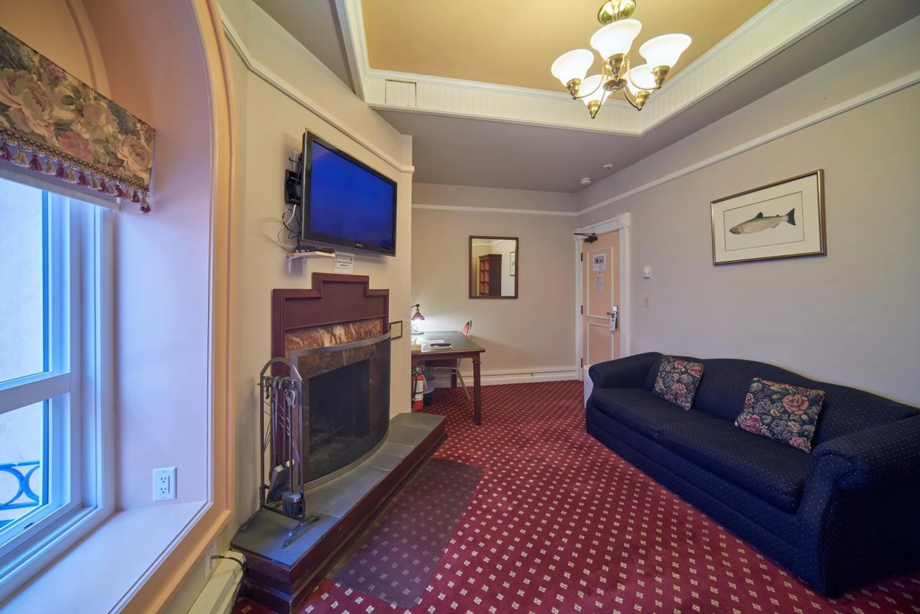 Living room in The Bedford Regency Hotel