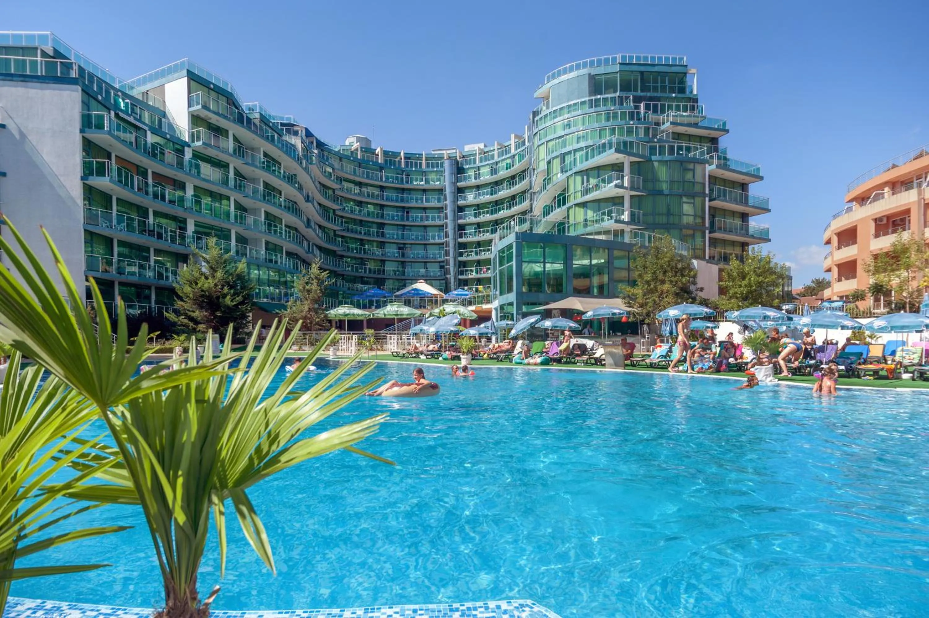 Property building in Hotel Primorsko Del Sol