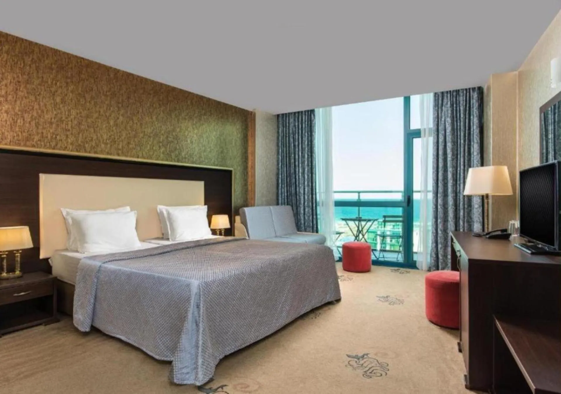 Bed in Hotel Primorsko Del Sol