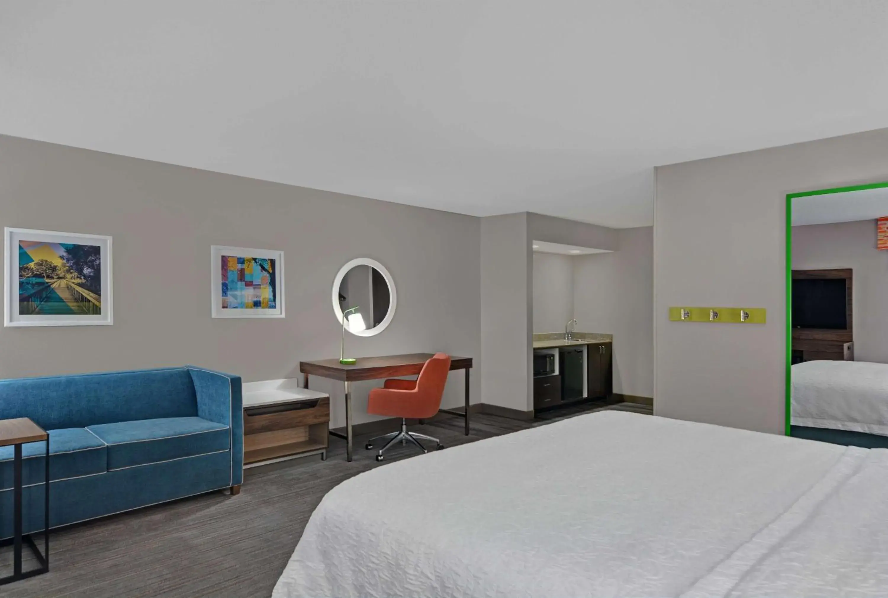 Bedroom, Bed in Hampton Inn Charlotte Monroe Bedroom, Bed in Hampton Inn Charlotte Monroe