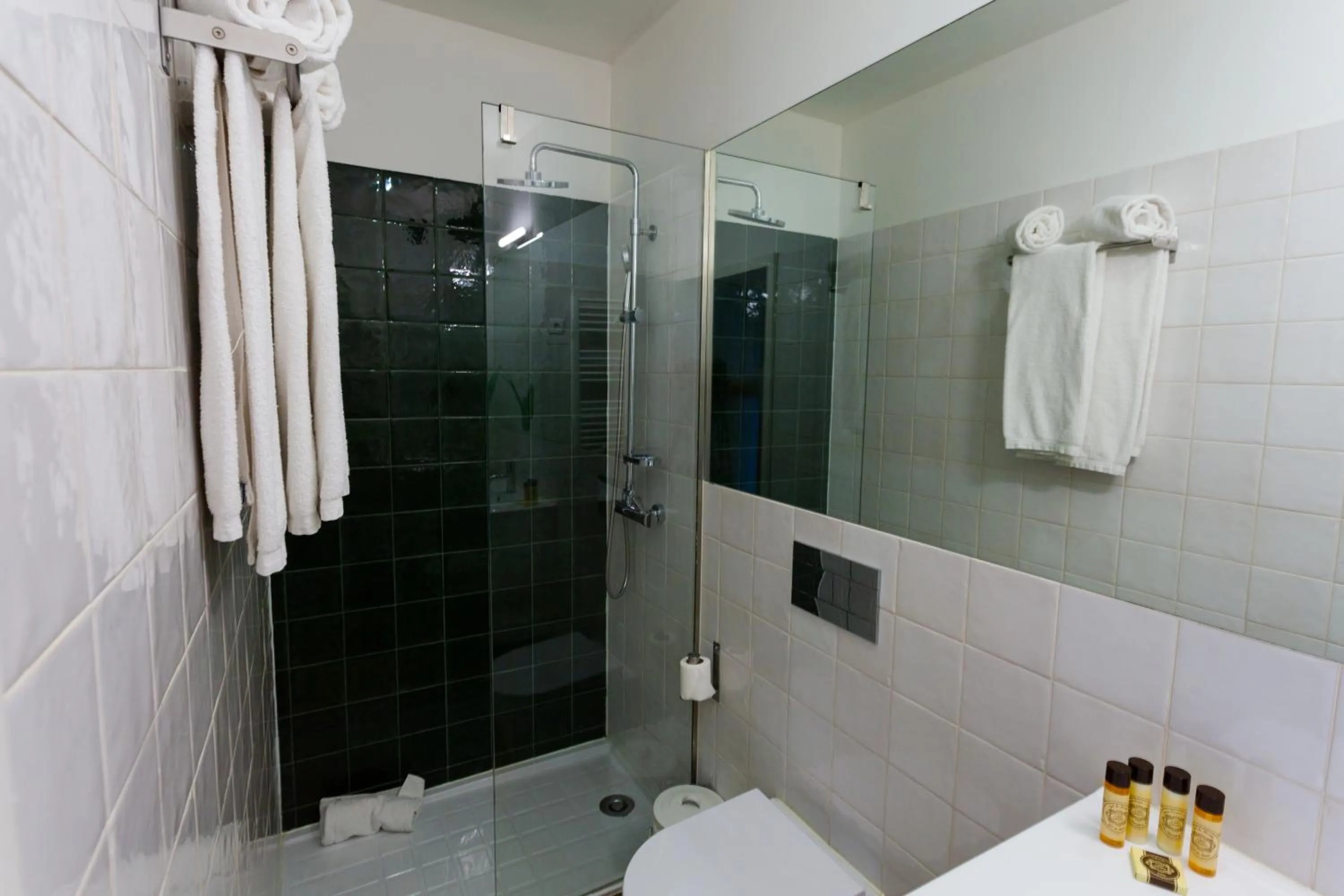 Toilet in Oporto City View - Santa Catarina