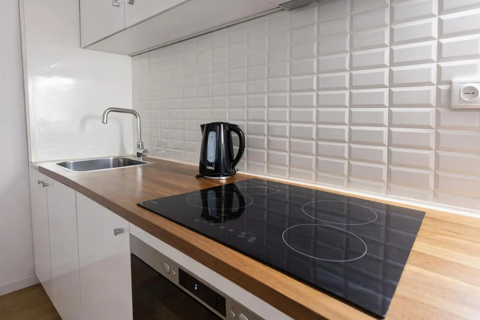 Kitchen or kitchenette in Oporto City View - Santa Catarina