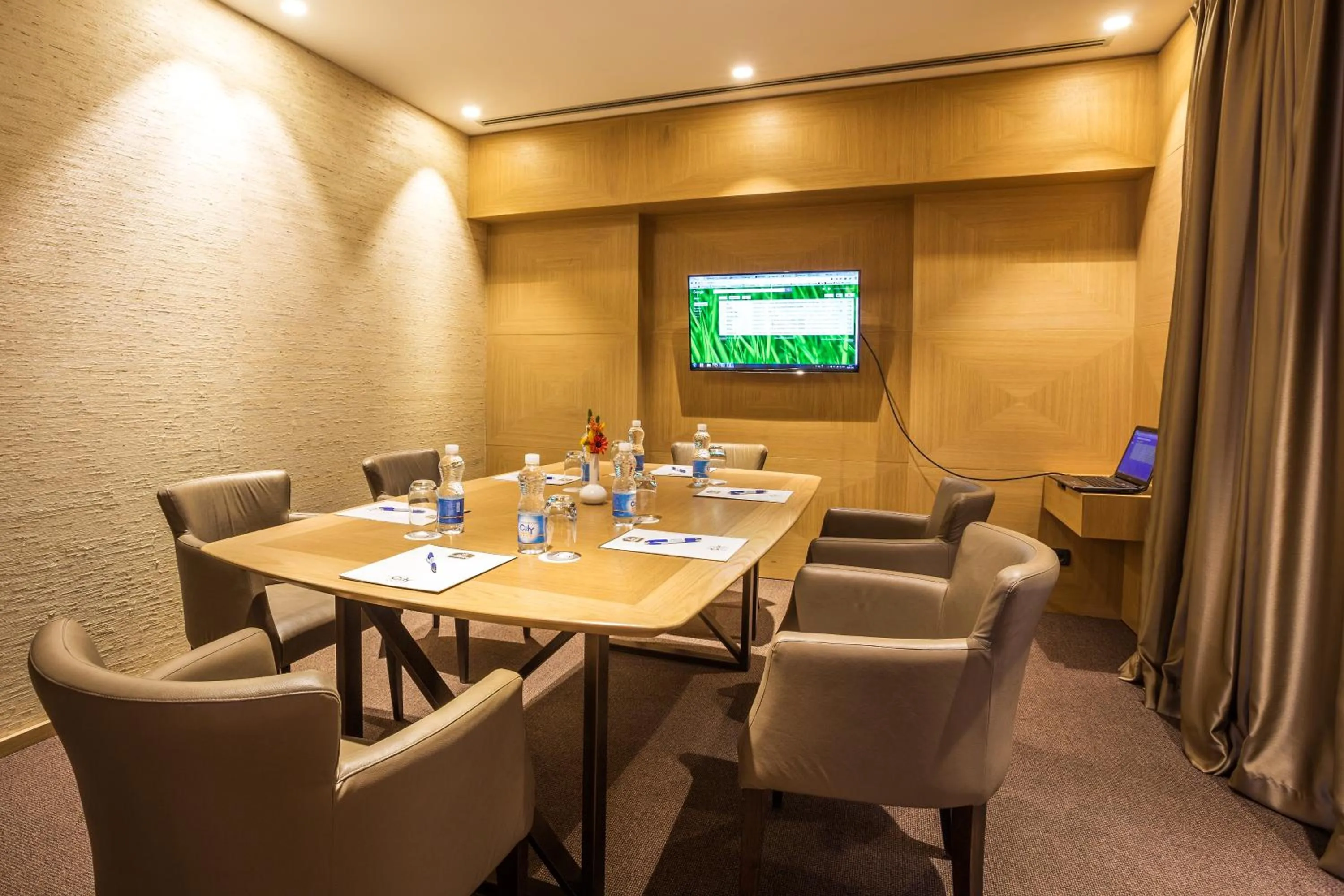 Meeting/conference room in Eurostars Sofia City