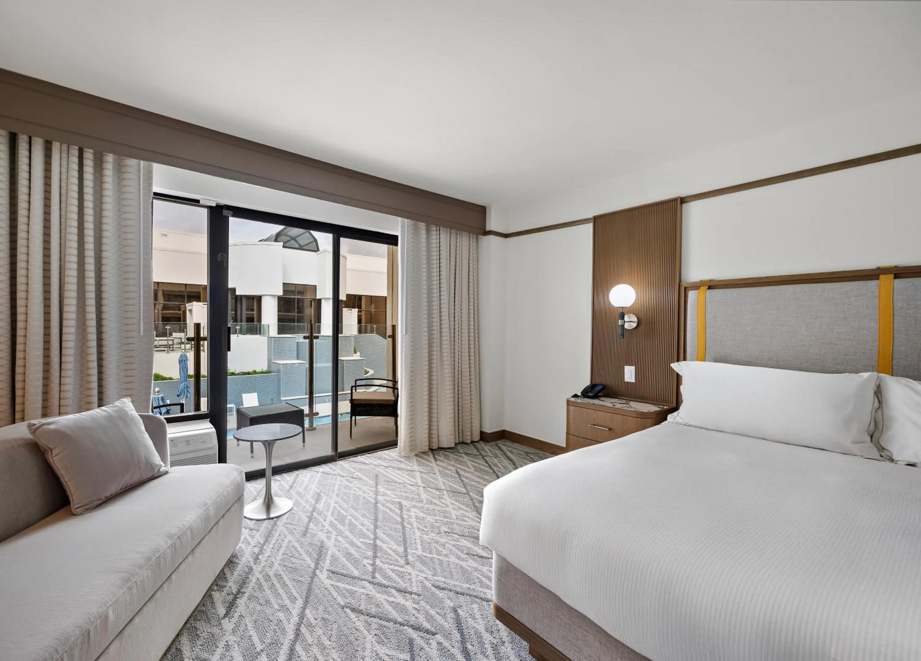 Bedroom, Bed in Hilton College Station & Conference Center