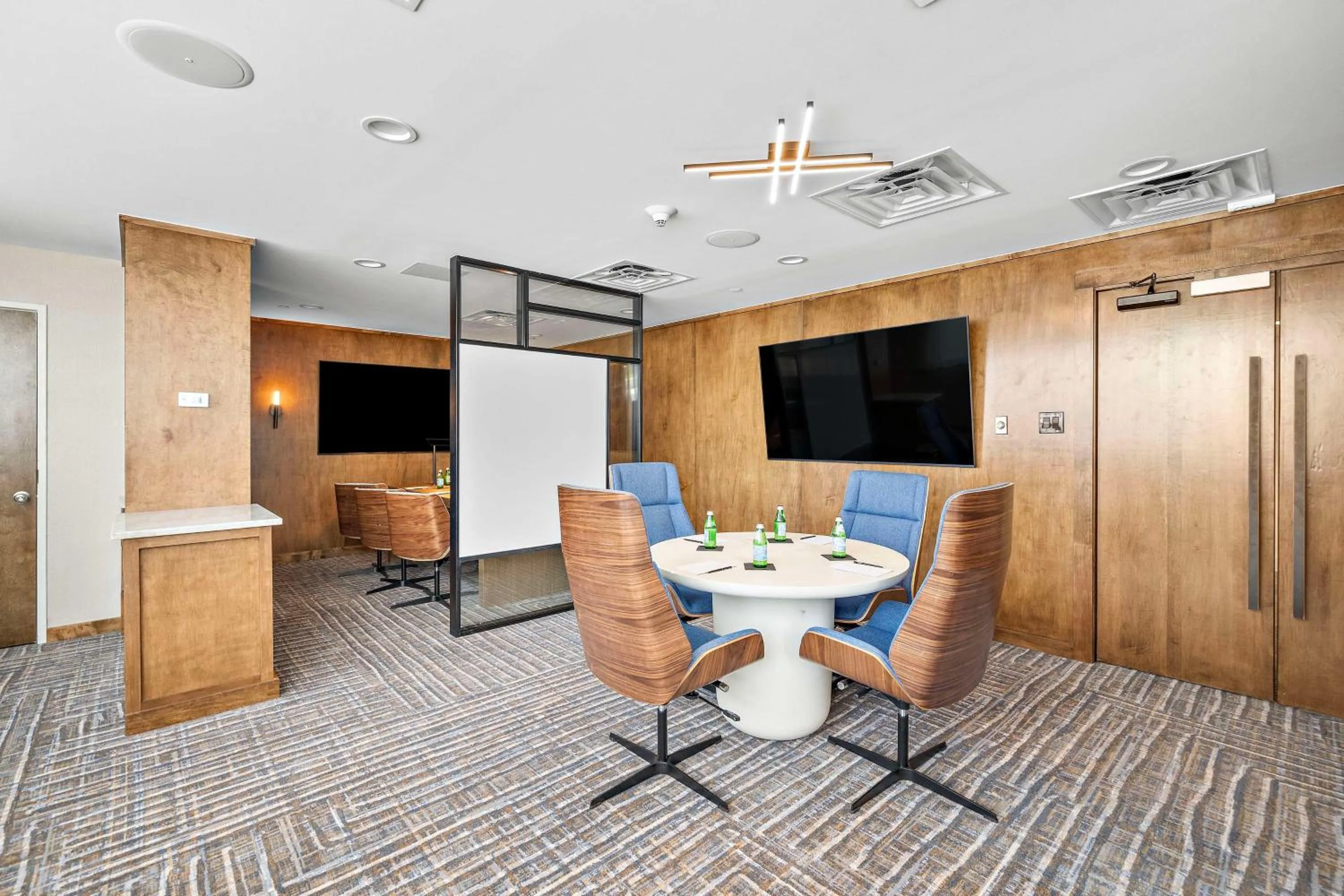 Meeting/conference room in Hilton College Station & Conference Center