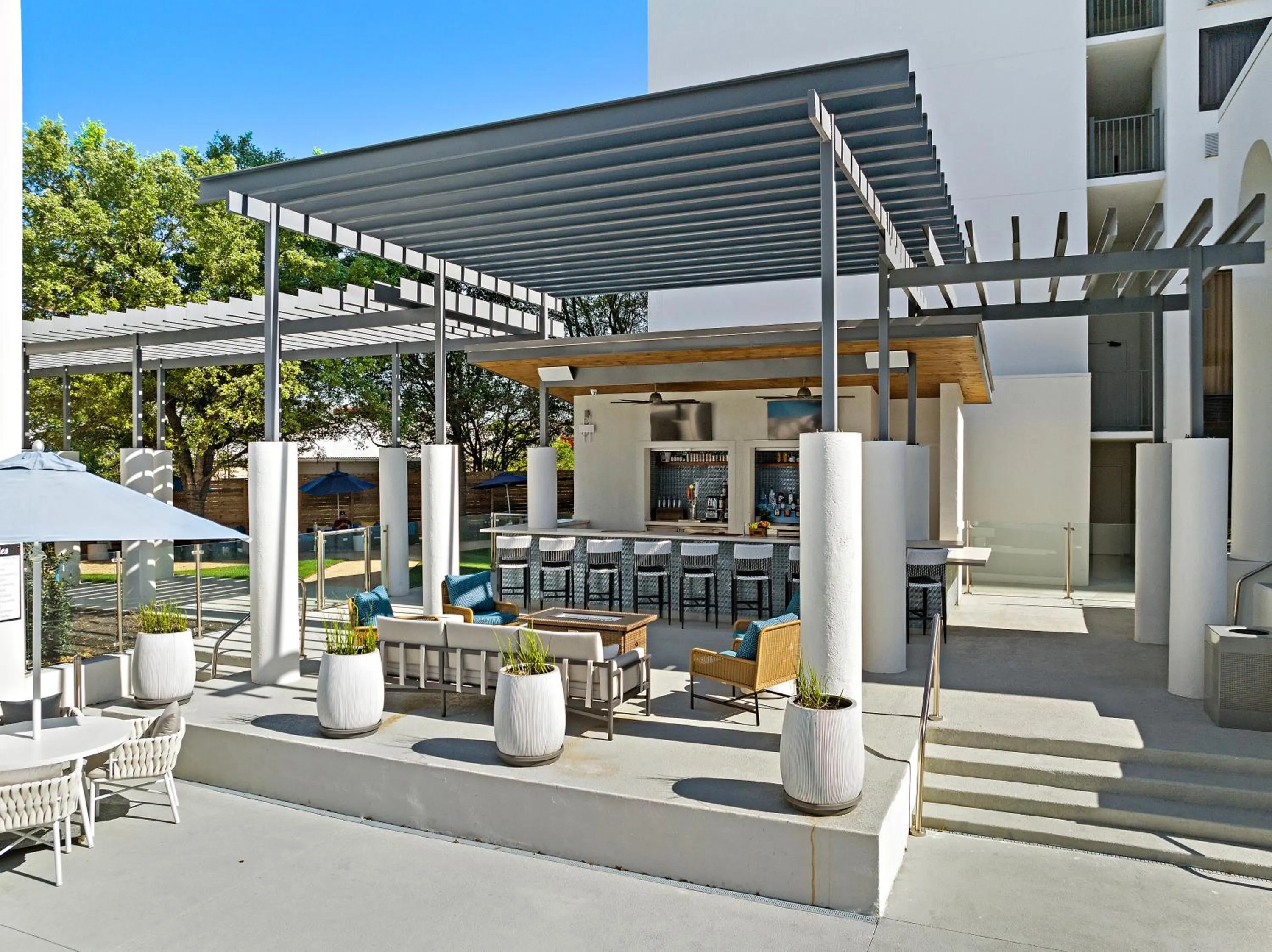 Restaurant/places to eat in Hilton College Station & Conference Center