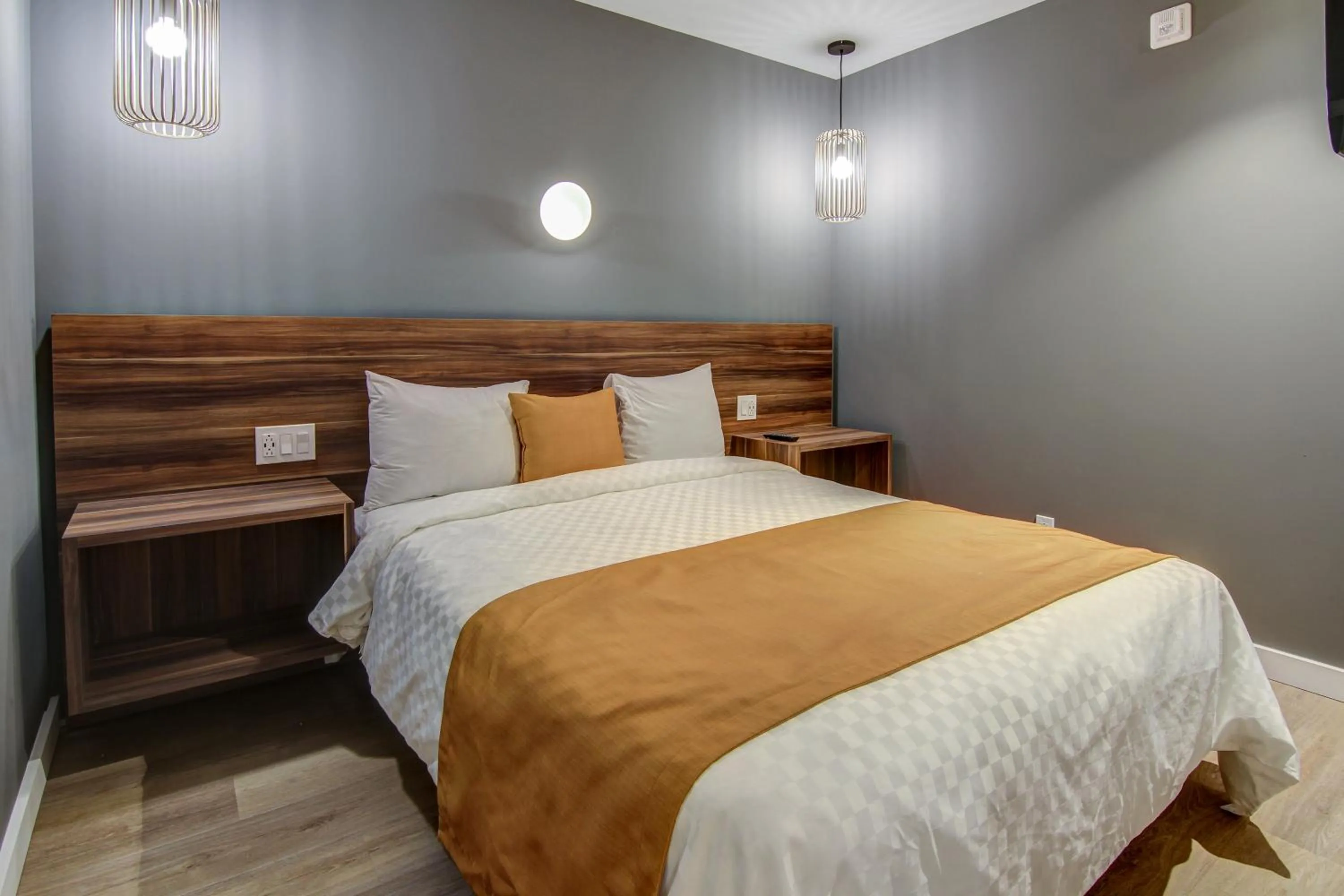 Bed in Chateau Roberval