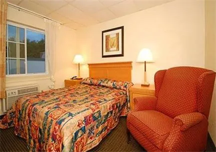 Bed in Inn at Monticello