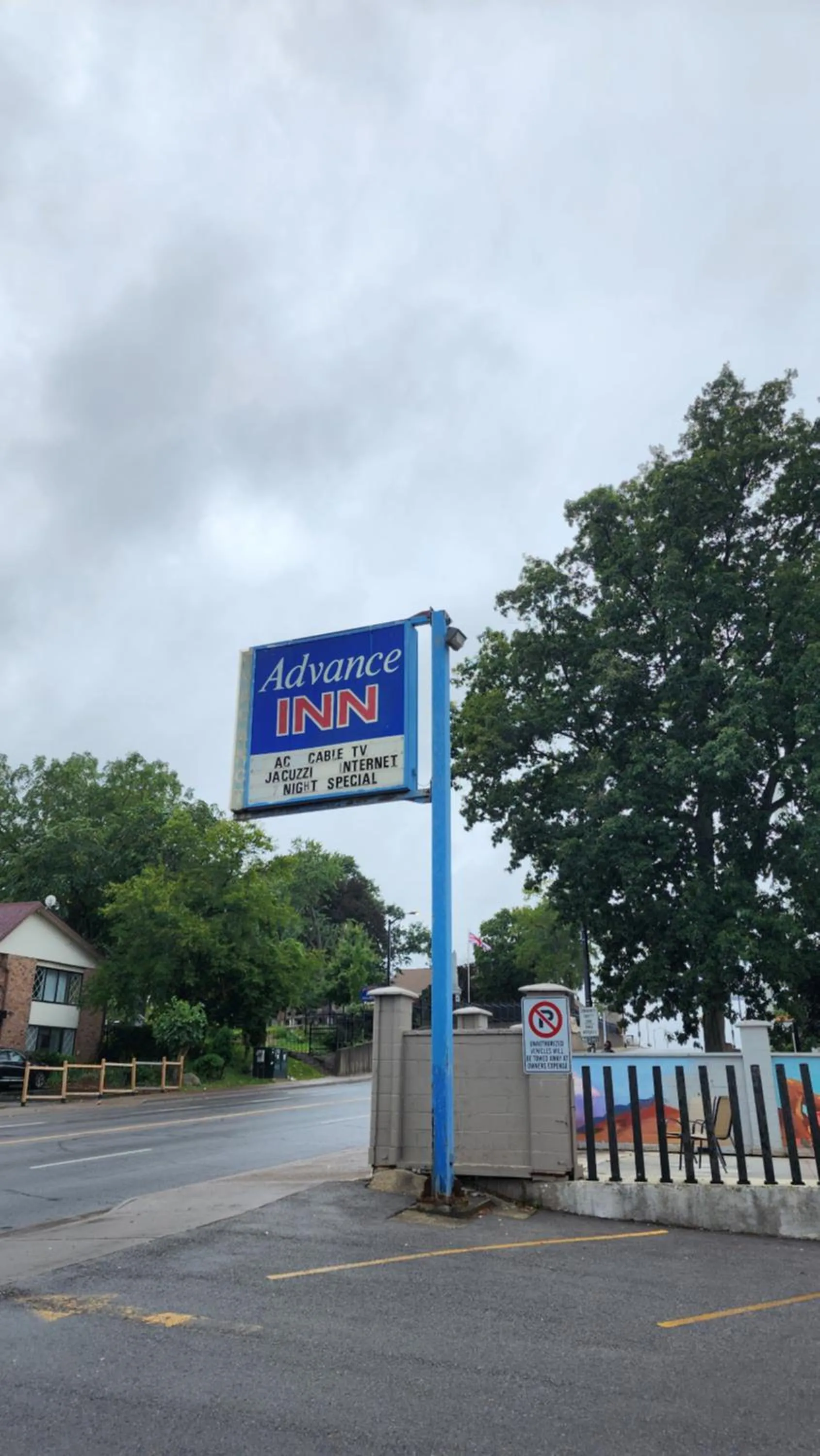 Property logo or sign in Advance Inn