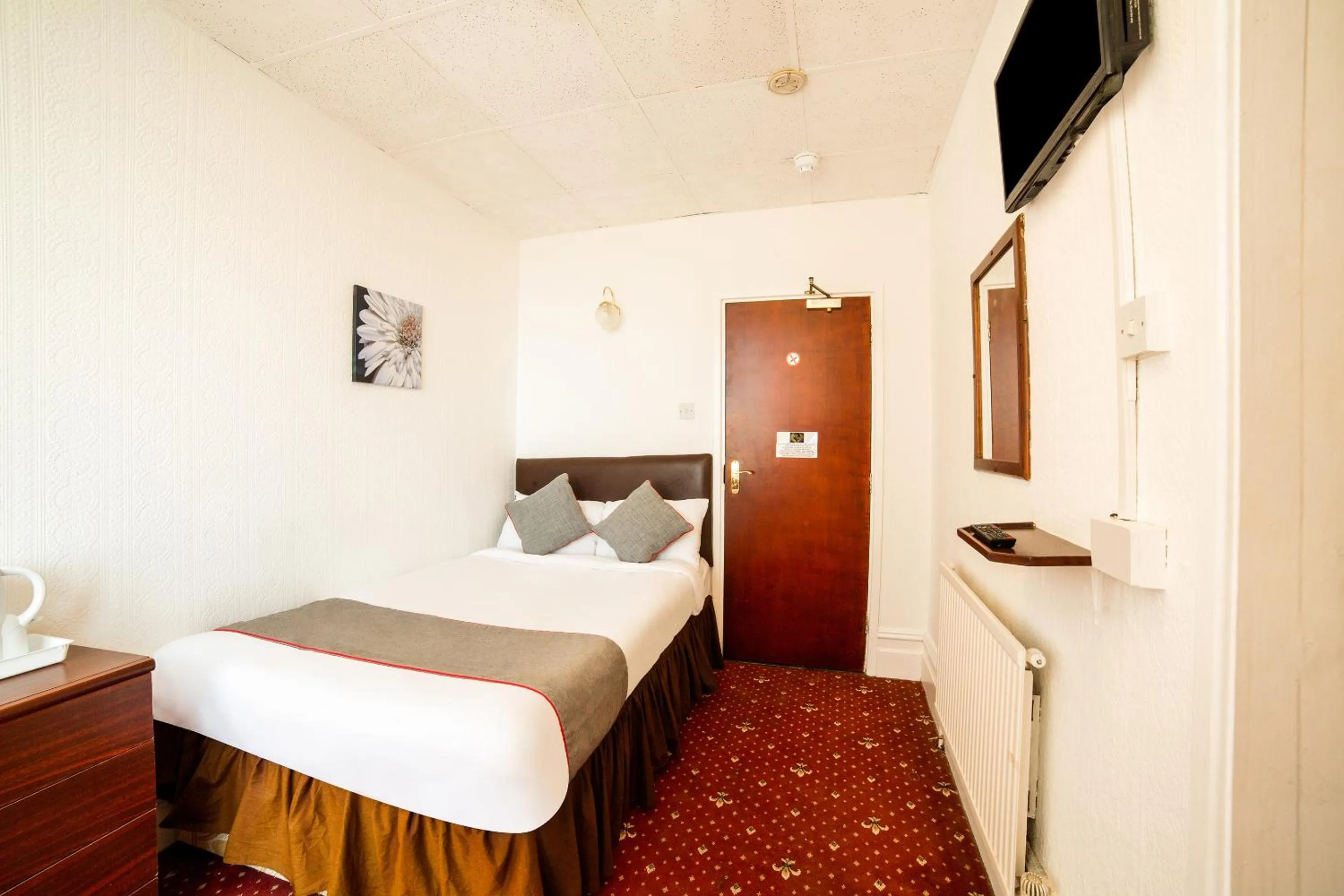 Double Room with Sea View in OYO The Golden Cheval Hotel