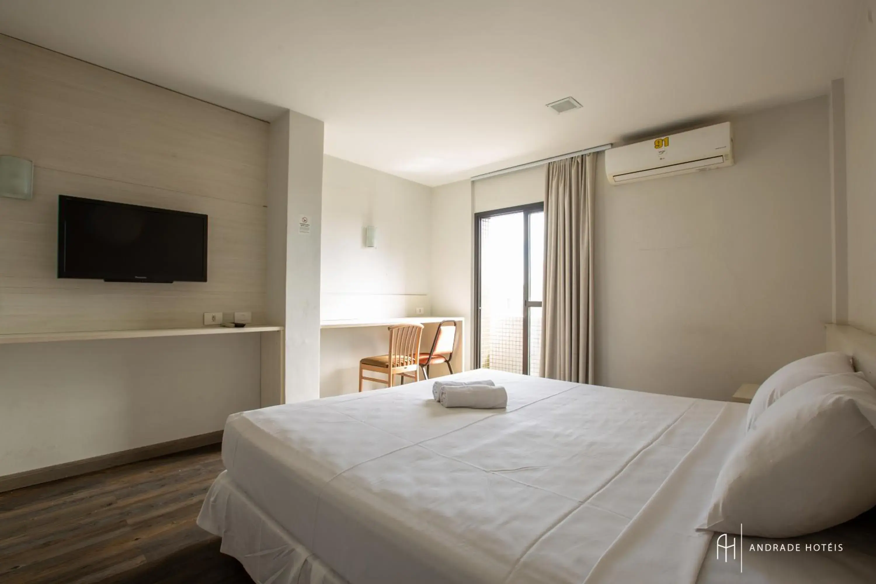 Bedroom, Bed in Rede Andrade Vernon Bedroom, Bed in Rede Andrade Vernon