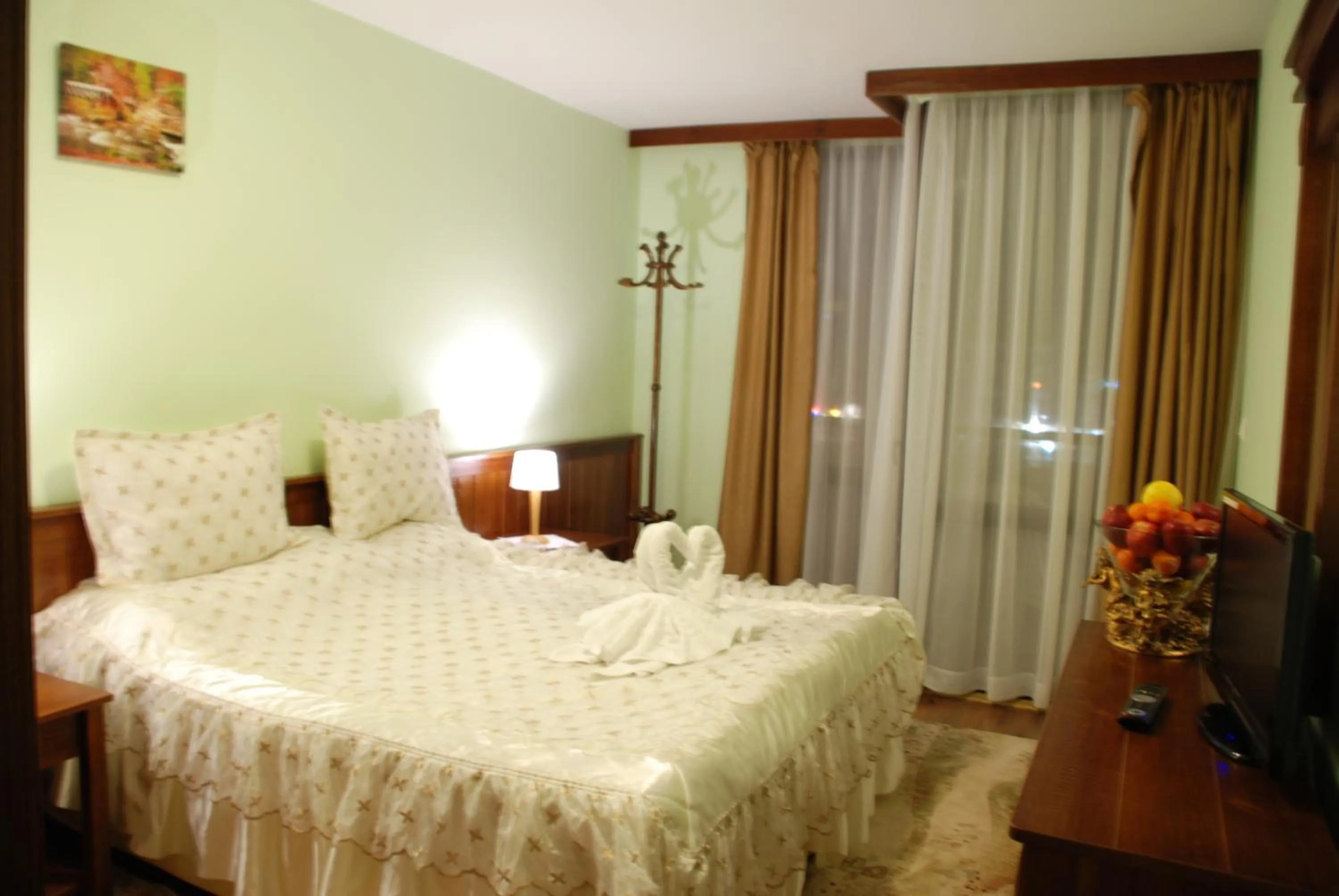 Bedroom, Bed in Elegant Lux Hotel