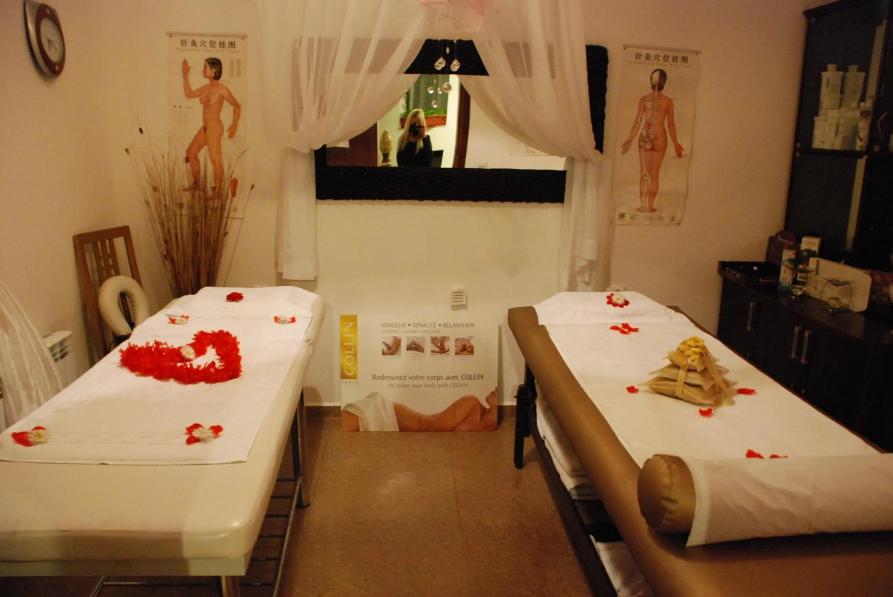 Massage, Bed in Elegant Lux Hotel