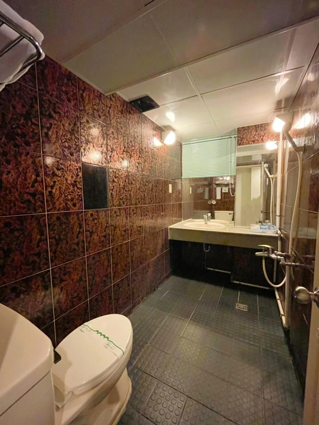 Bathroom in Family Hotel - Linsen