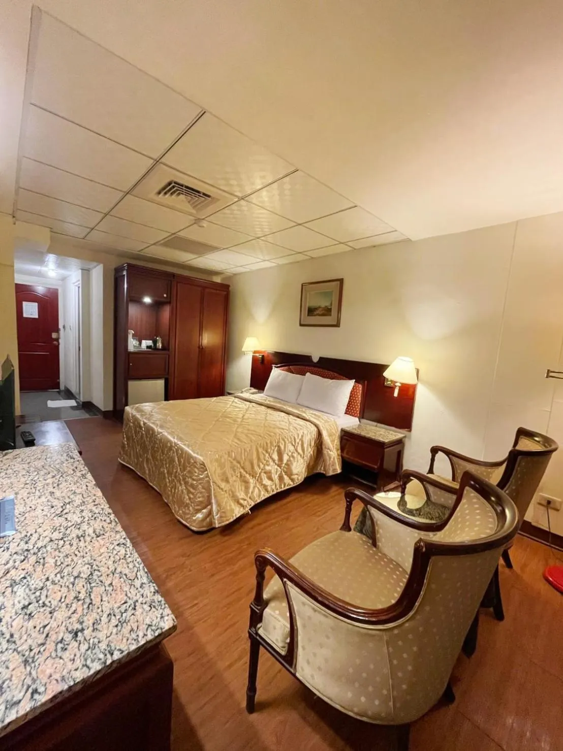 Photo of the whole room in Family Hotel - Linsen