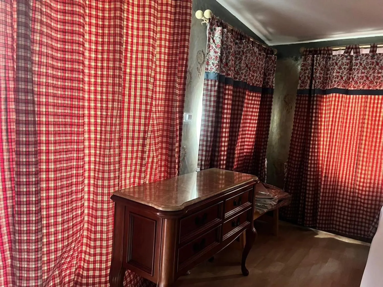 Sasi Nonthaburi Hotel