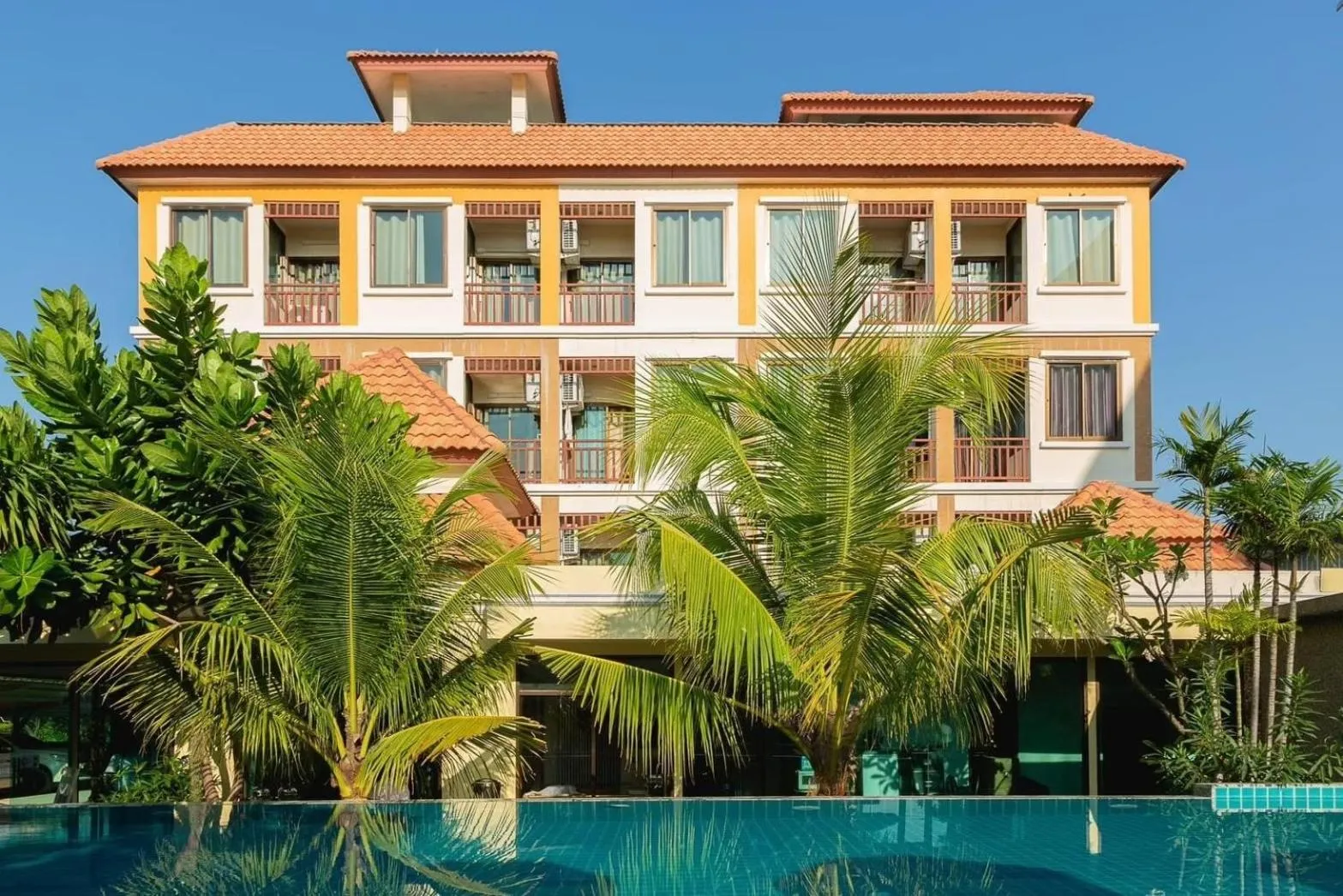 Sasi Nonthaburi Hotel