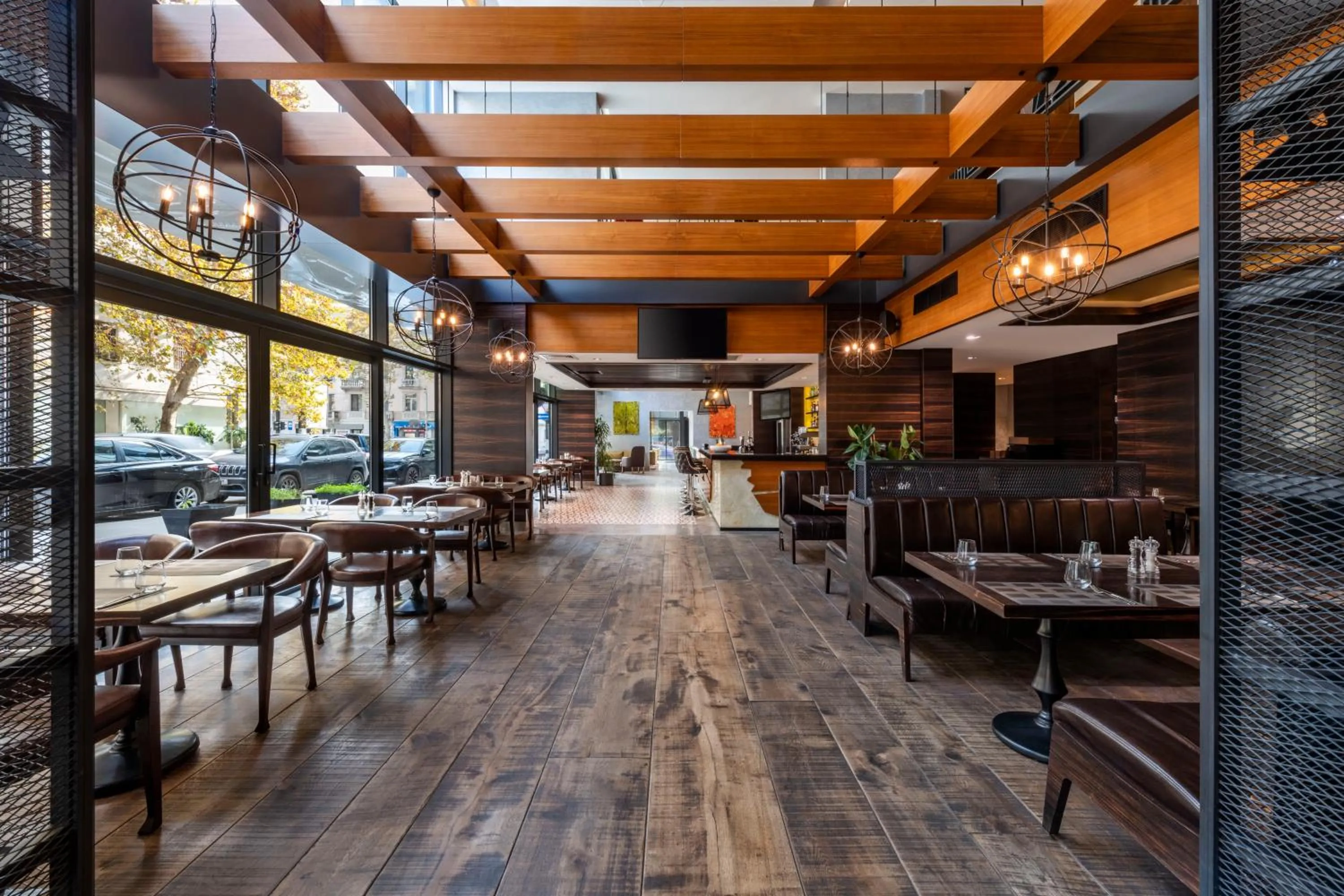 Restaurant/Places to Eat in Ramada Encore Tbilisi