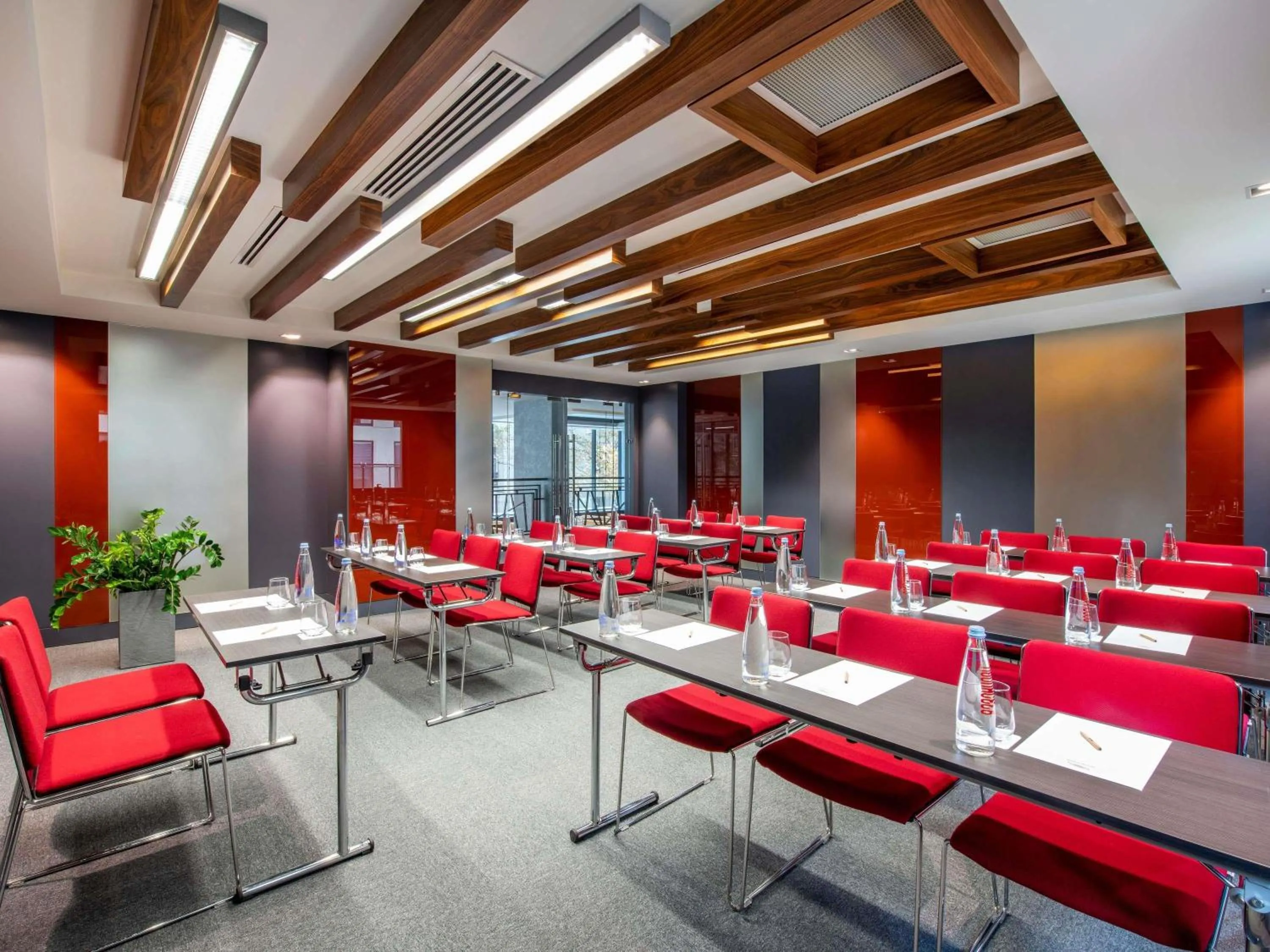 Meeting/conference room in Tbilisi Saburtalo Hotel by Mercure