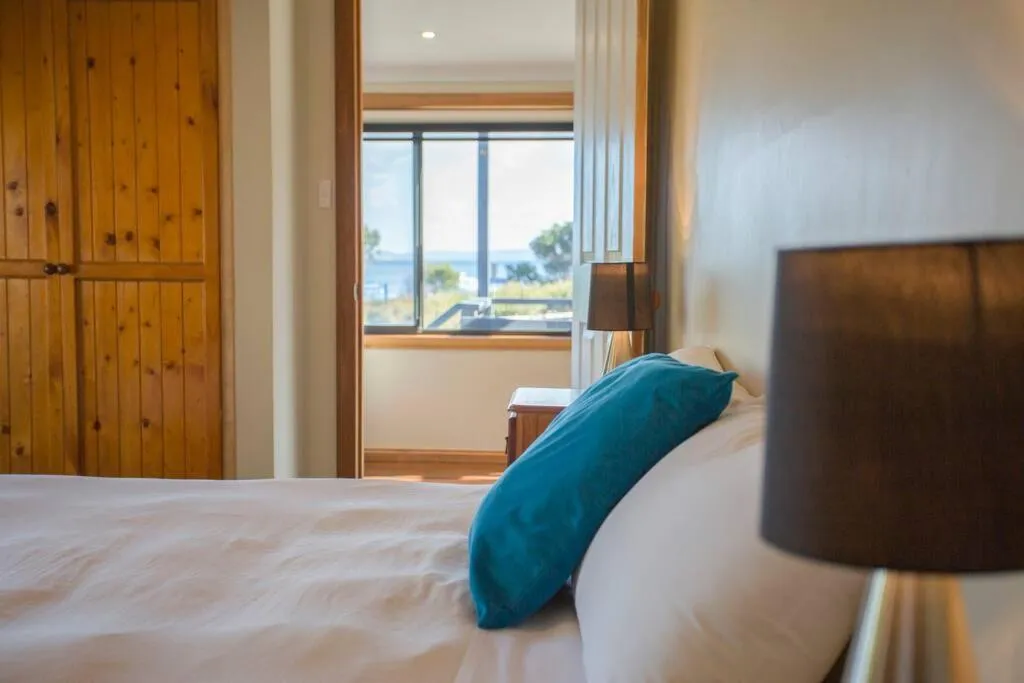 Bedroom, Bed in Bruny Island Escapes and Hotel Bruny