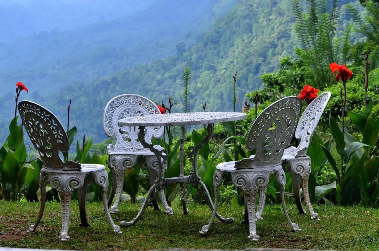 Hotel Breeta's Garden