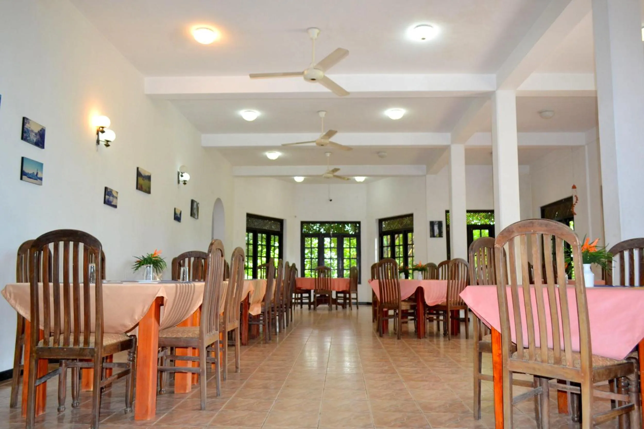 Hotel Breeta's Garden